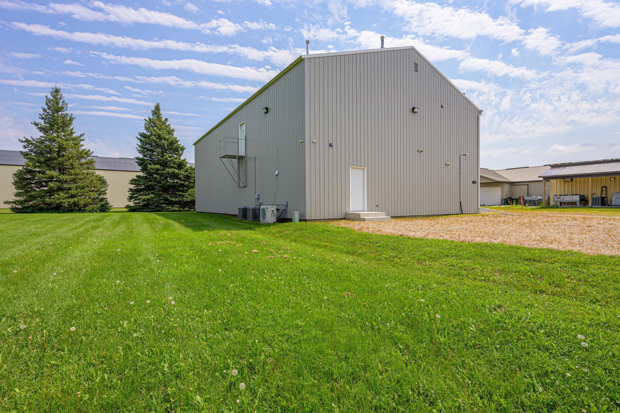 541 8th Street E Property Photo 21