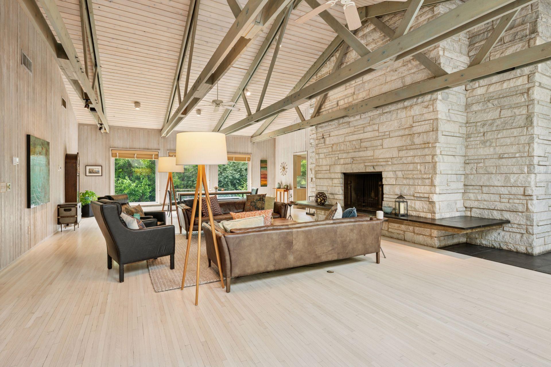 3325 W 34 1/2 Street Property Photo 1