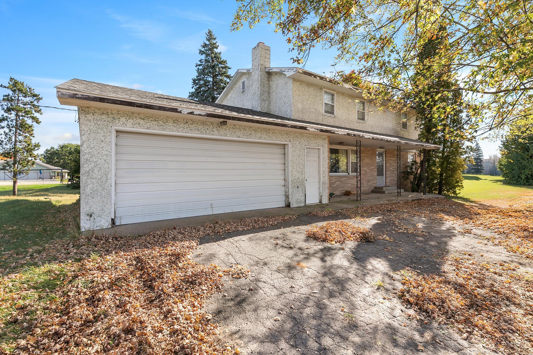 15592 Highway 27 Property Photo 2