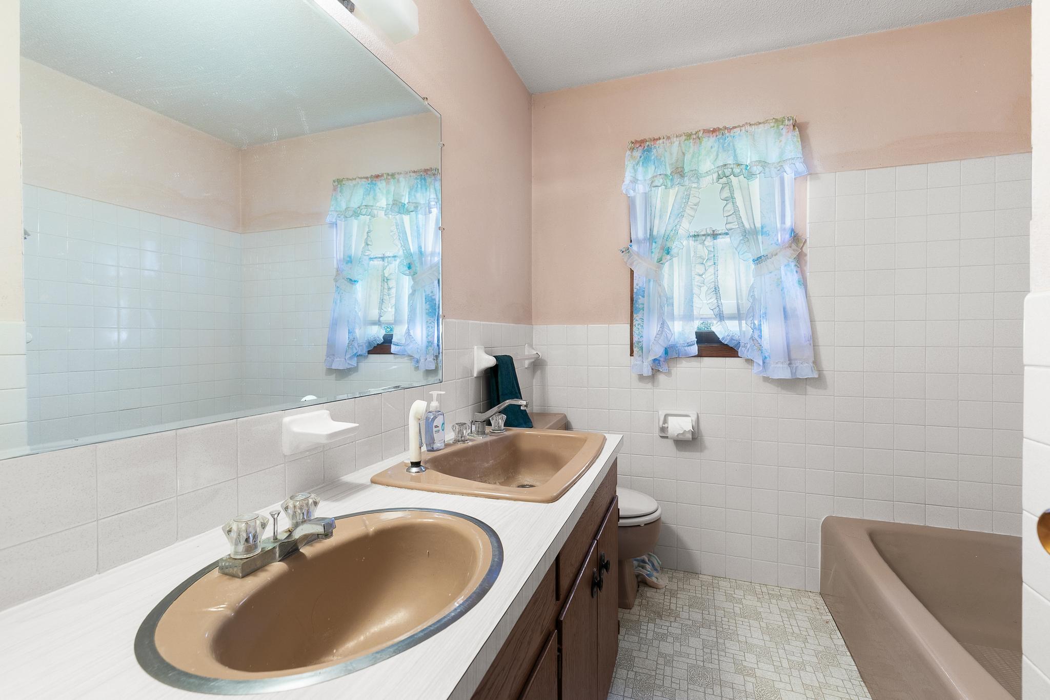 15592 Highway 27 Property Photo 17