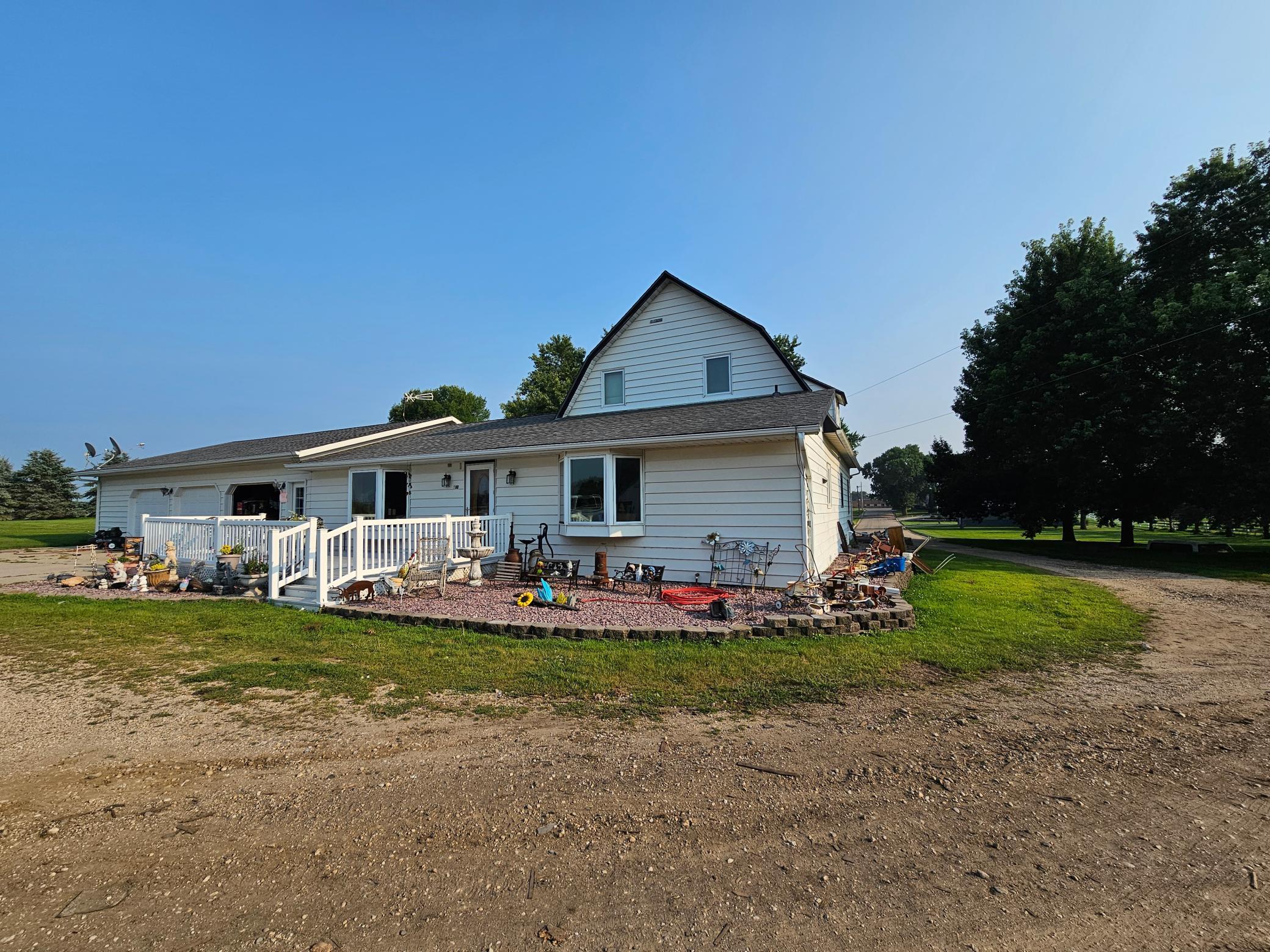 200 Spring View Drive Property Photo 1