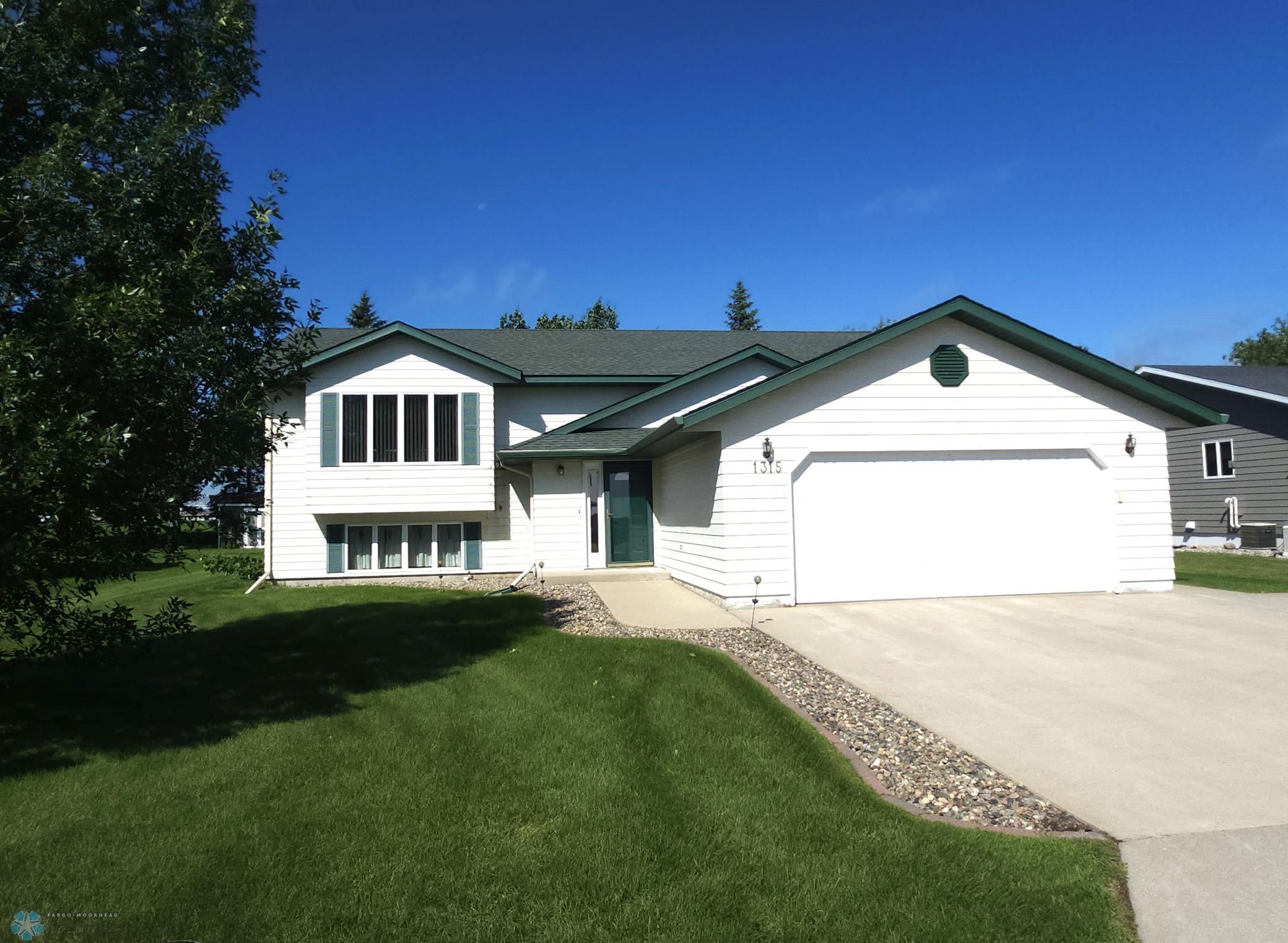 1315 3rd Avenue Property Photo 1