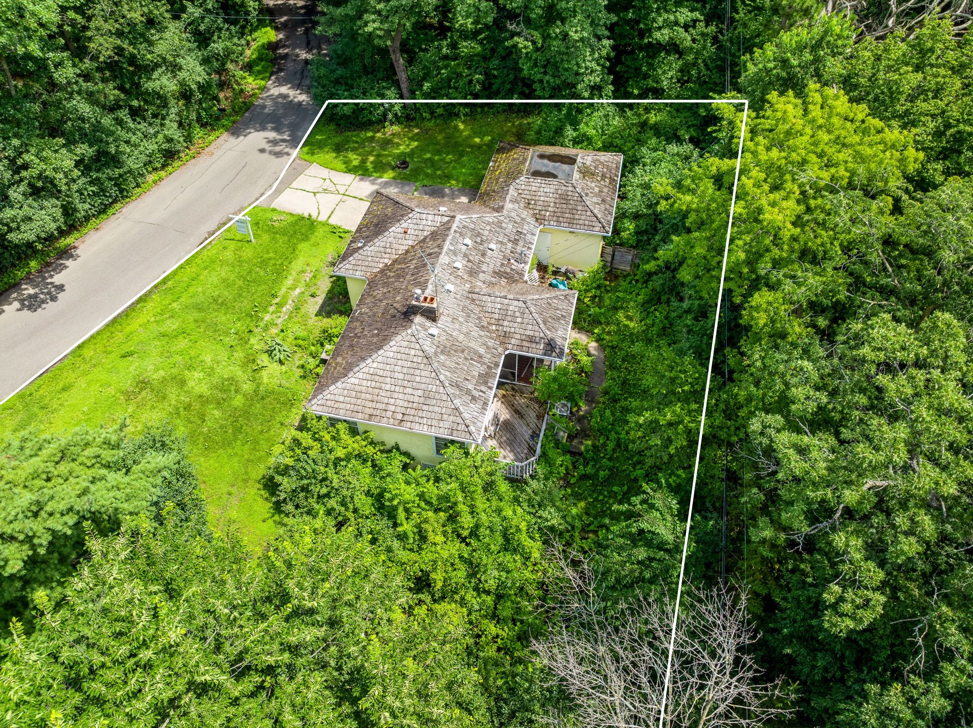 1140x Timberline Rd Property Photo 9