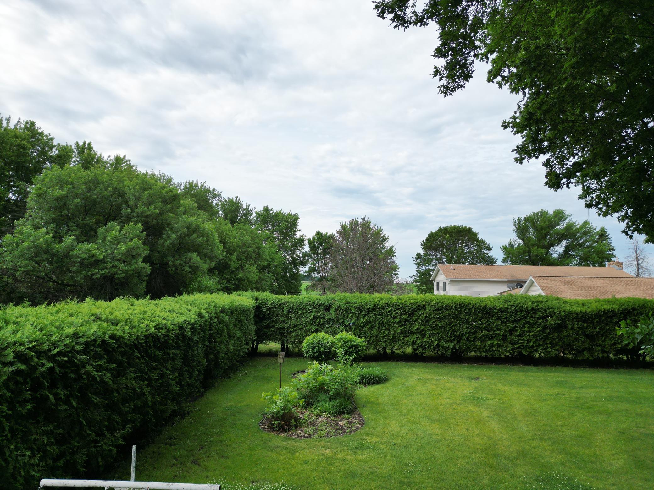 301 Birch Street Property Photo 6