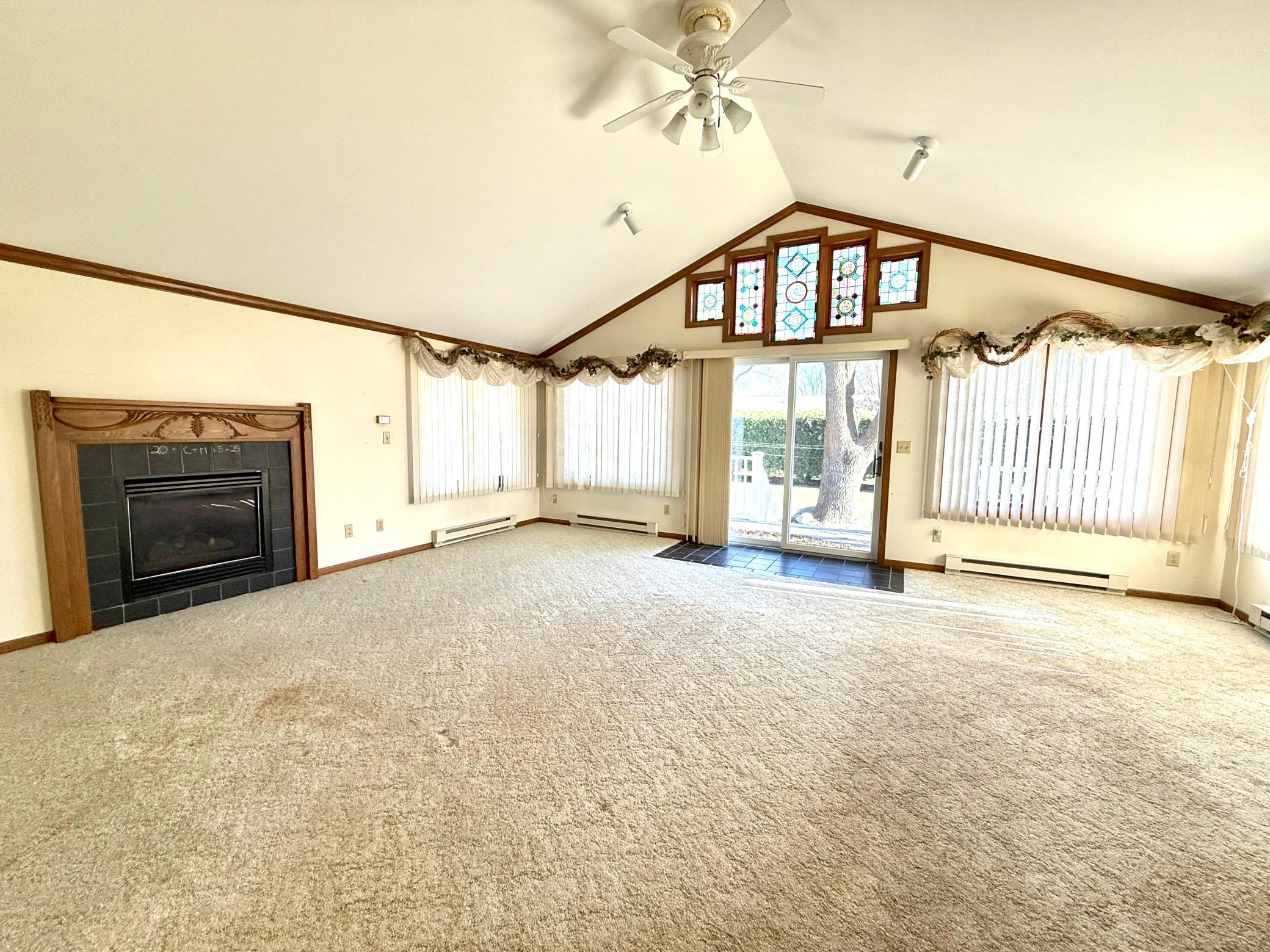 301 Birch Street Property Photo 16