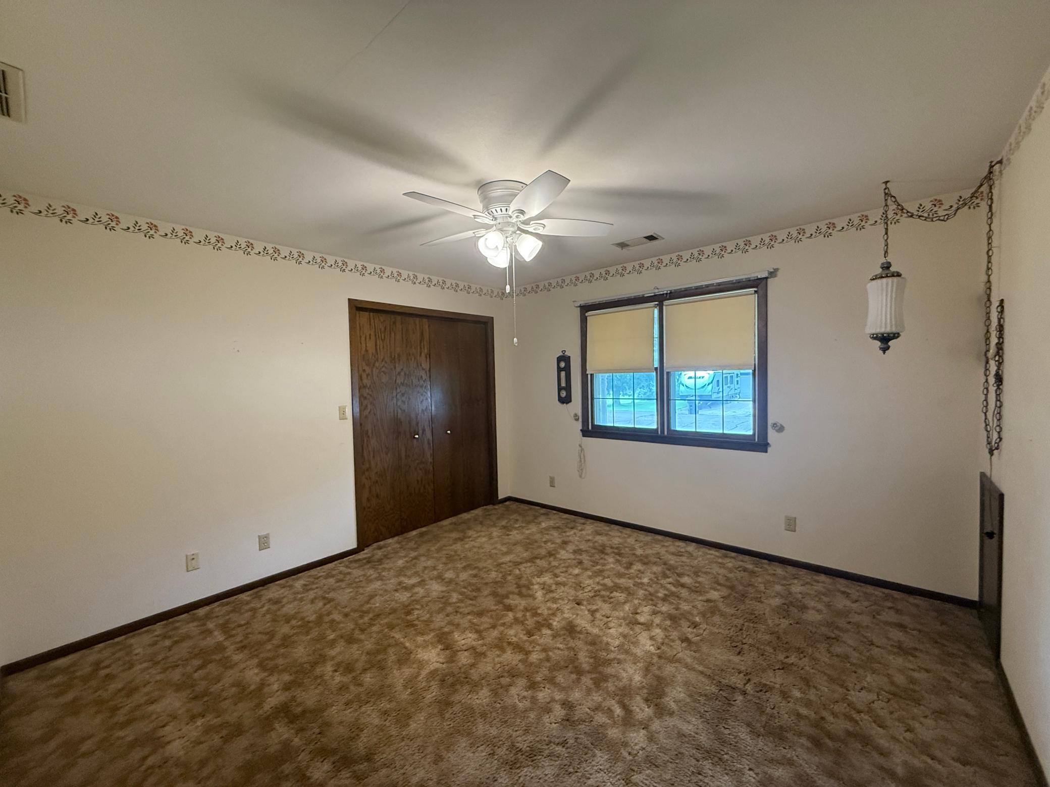 301 Birch Street Property Photo 18