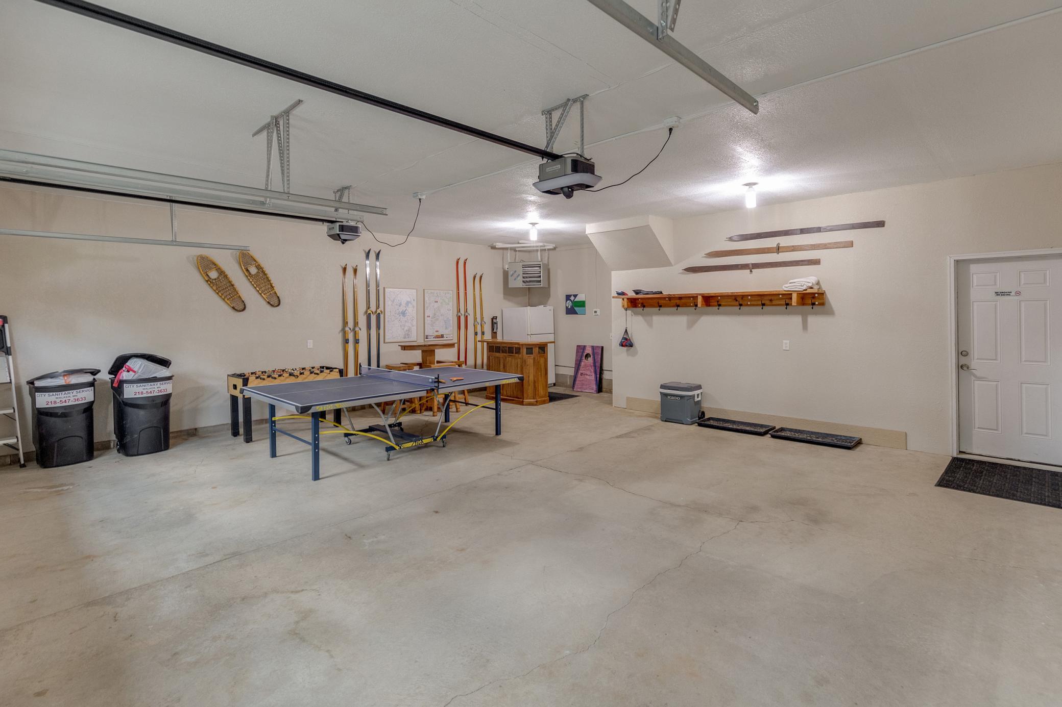 209 Park Avenue W Property Photo 39