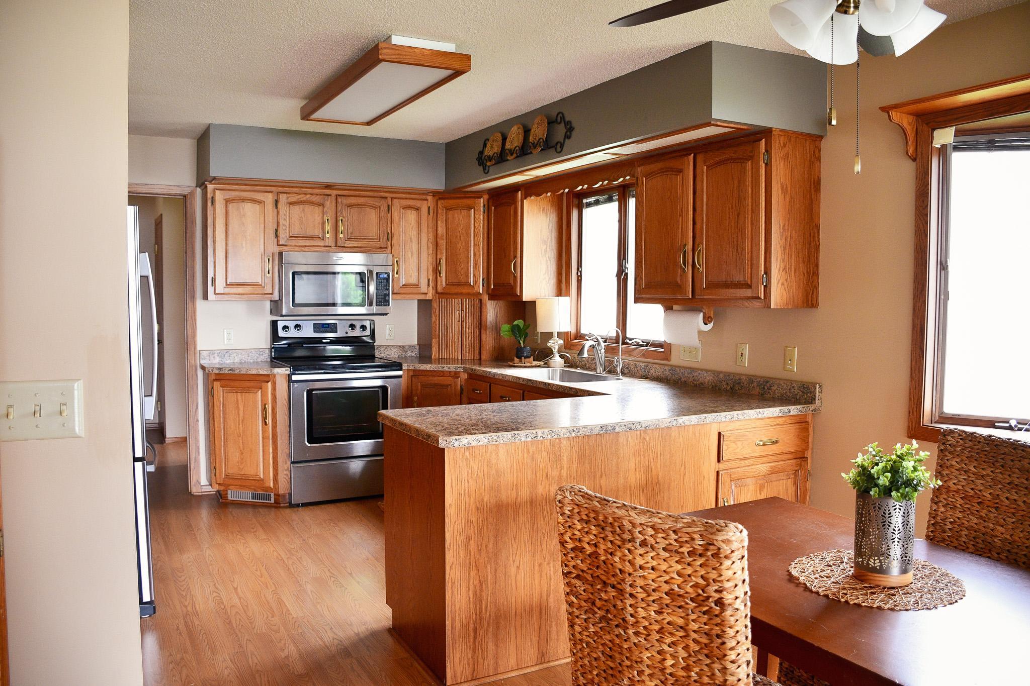 1206 S Shore Drive Property Photo 8