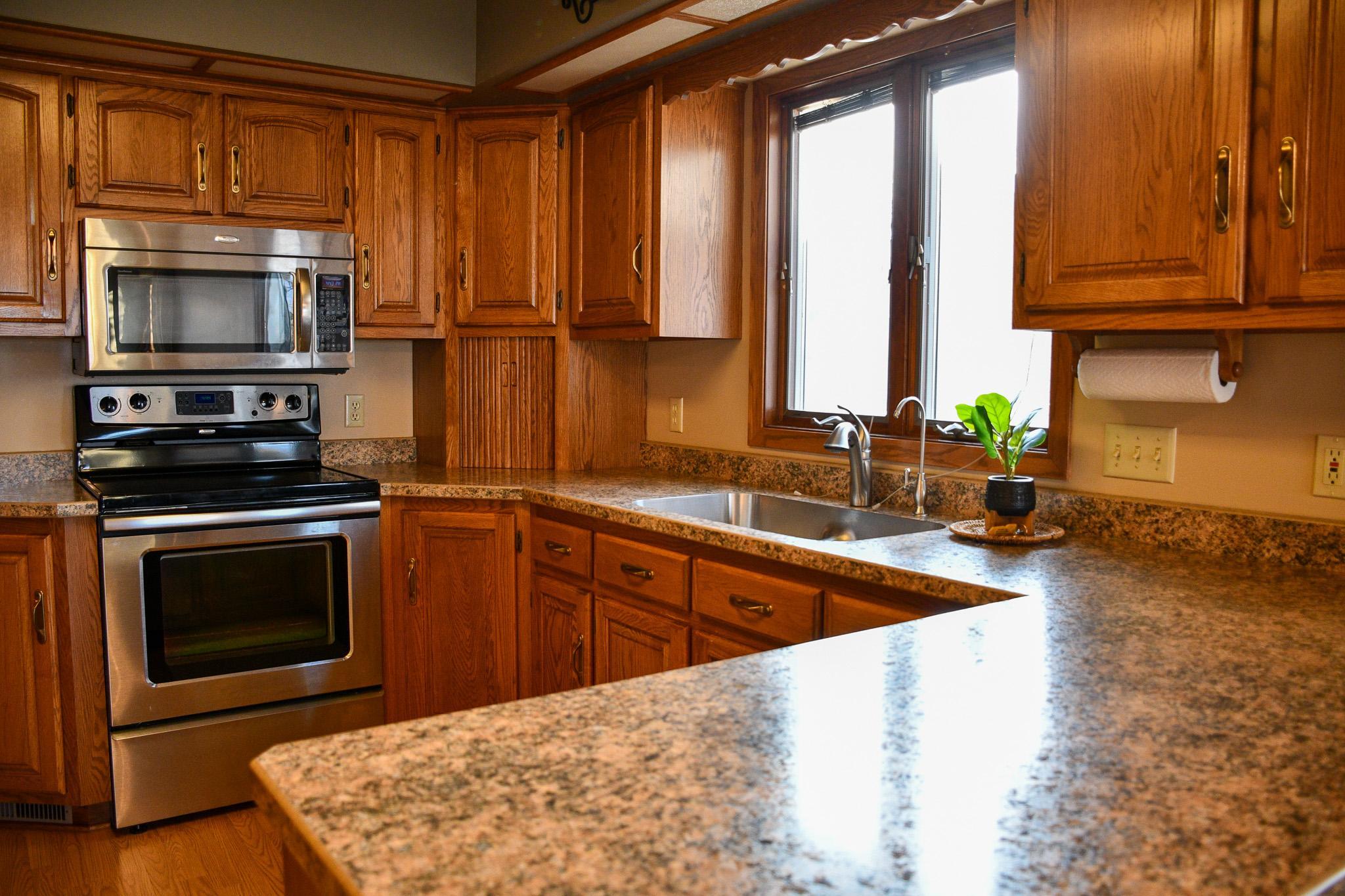 1206 S Shore Drive Property Photo 11