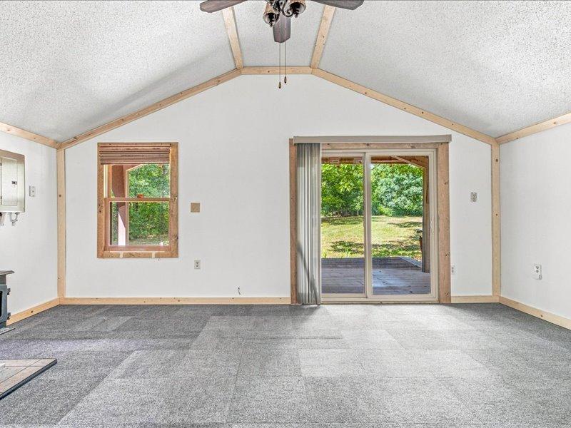 37975 Clover Circle Property Photo 14