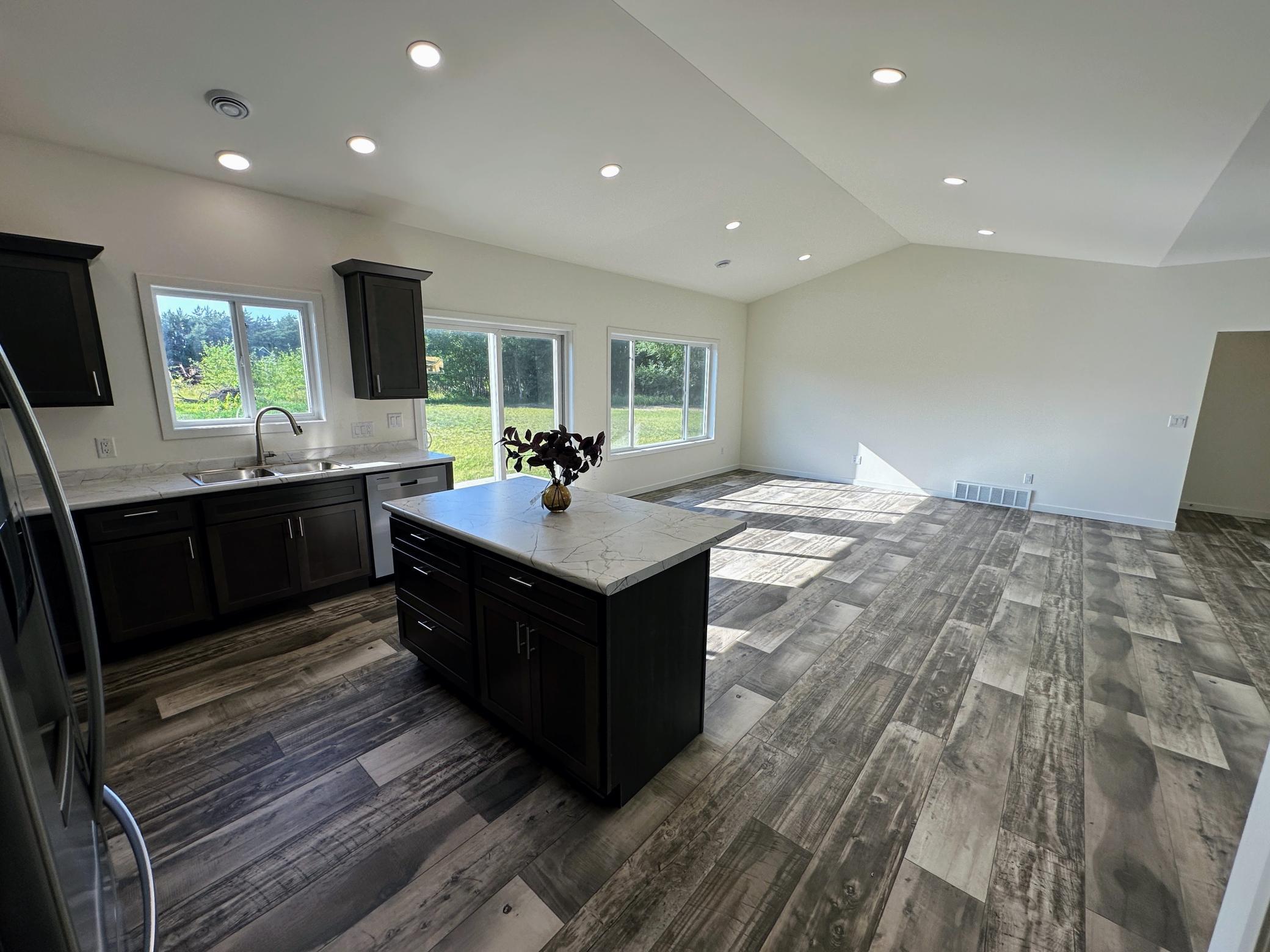 1003 8th Avenue Nw Property Photo 14