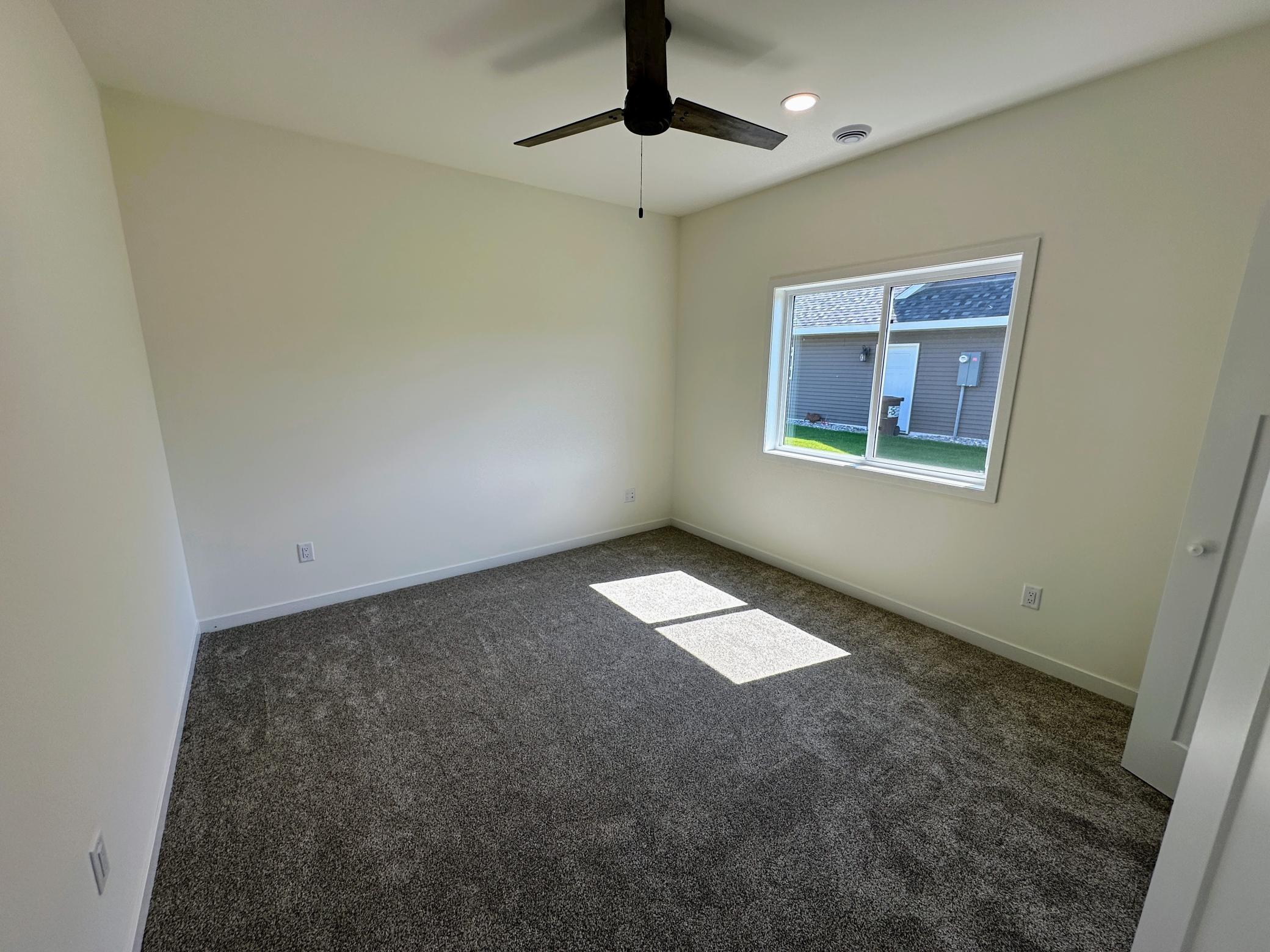 1003 8th Avenue Nw Property Photo 19