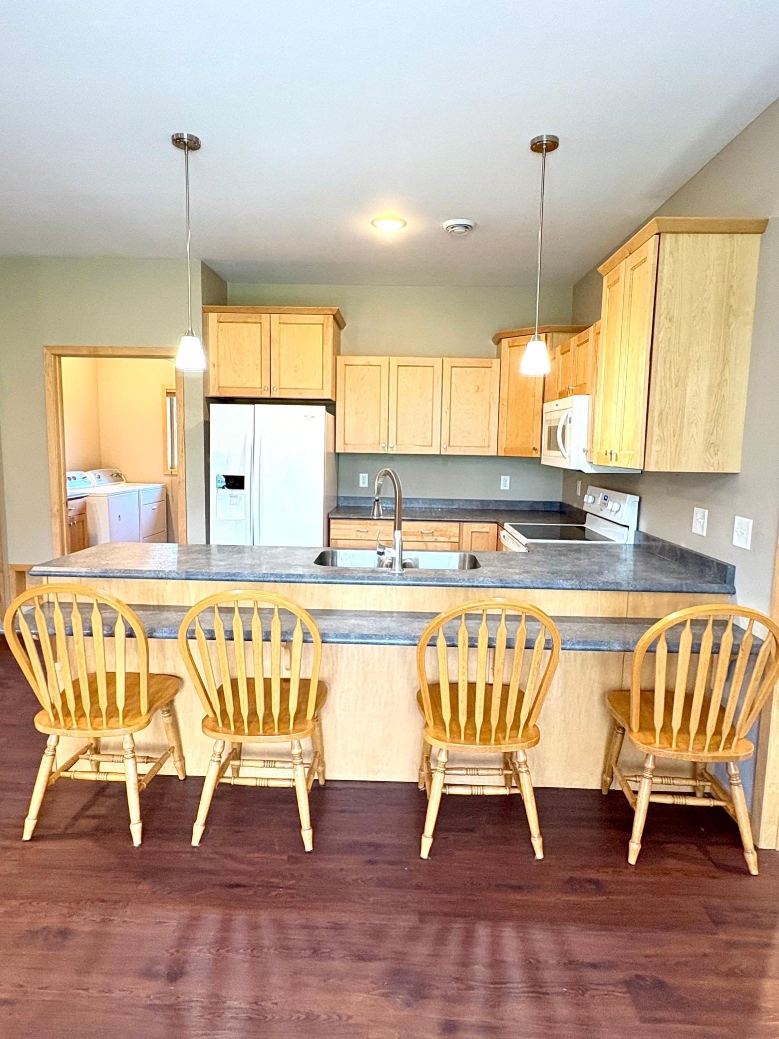162 Diagonal Street Property Photo 7