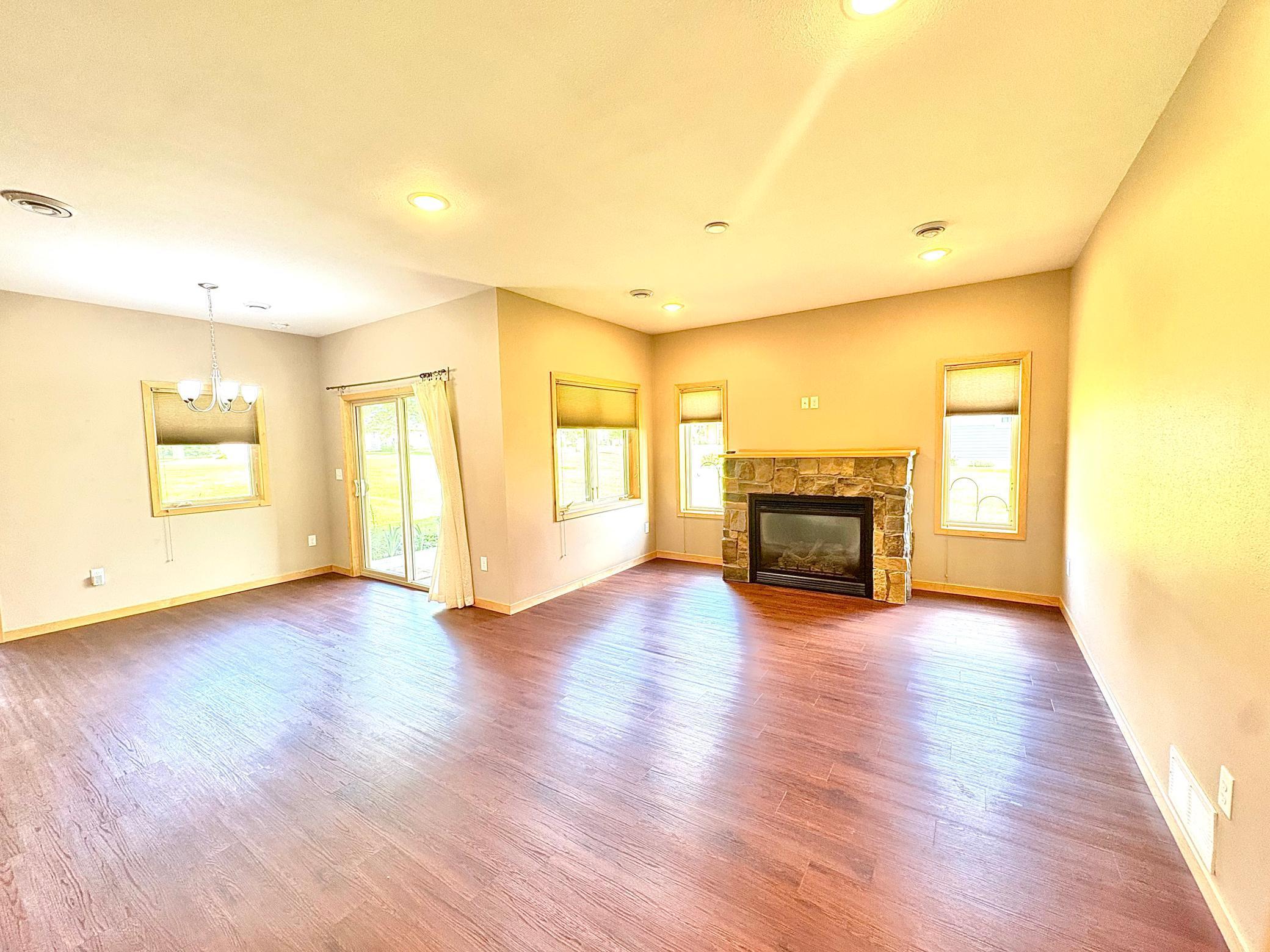 162 Diagonal Street Property Photo 13