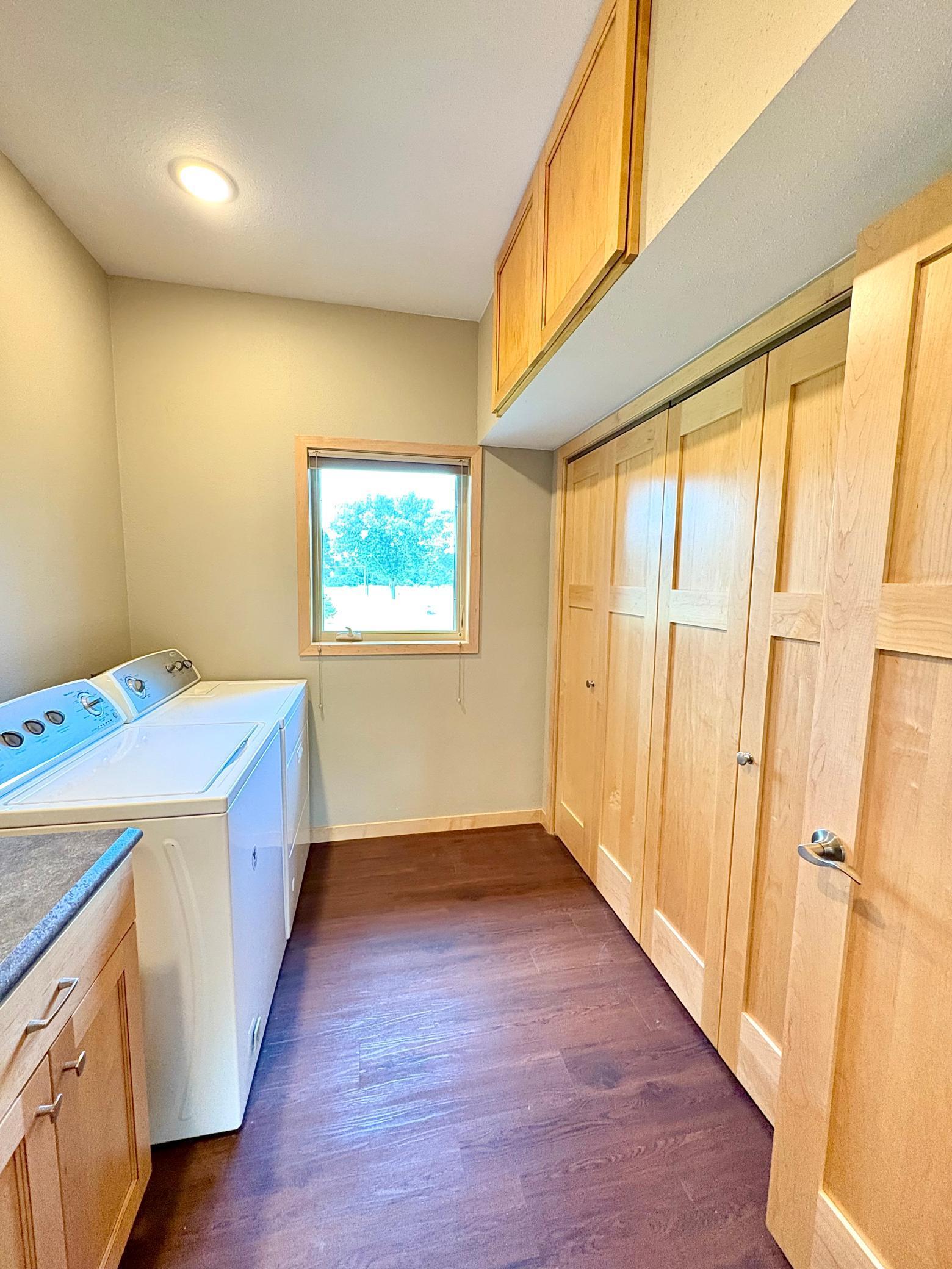 162 Diagonal Street Property Photo 25