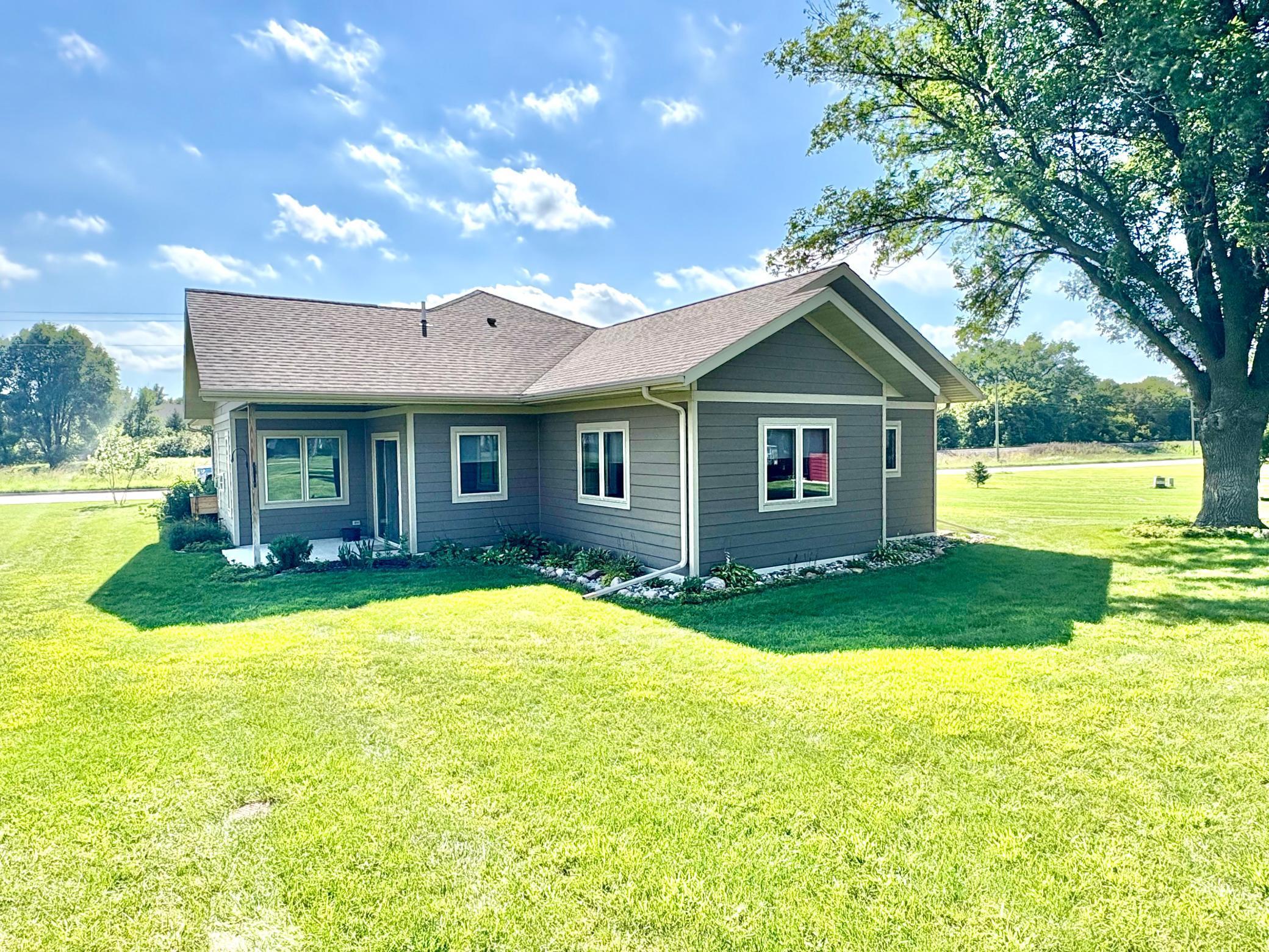 162 Diagonal Street Property Photo 32