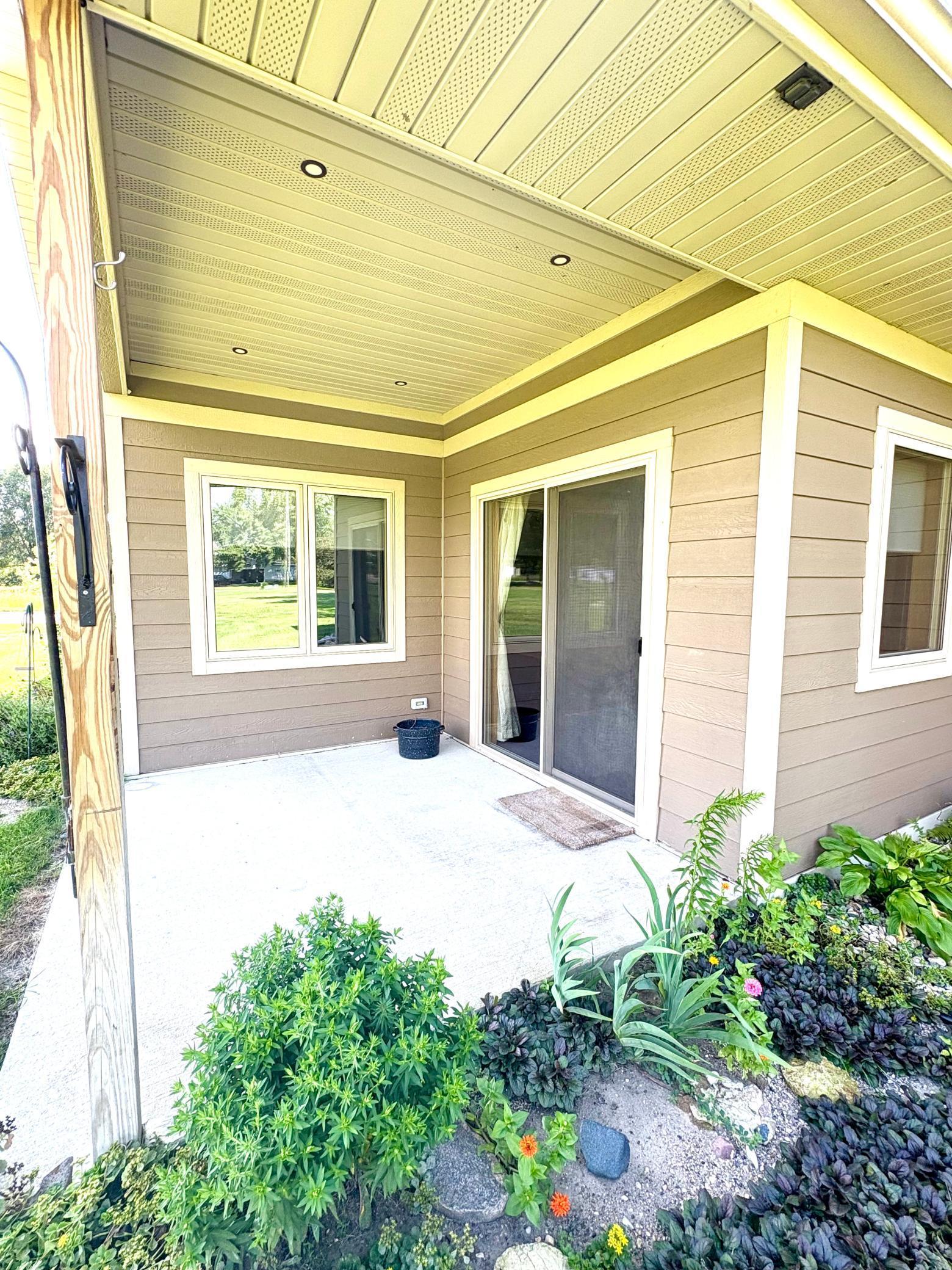 162 Diagonal Street Property Photo 34