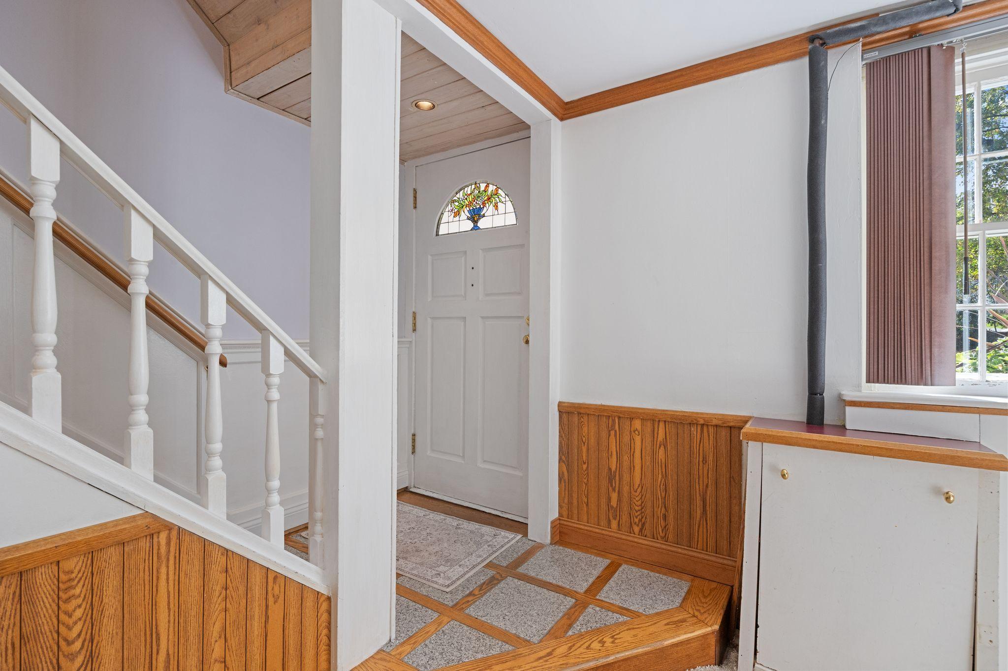 4812 Valley View Road Property Photo 6