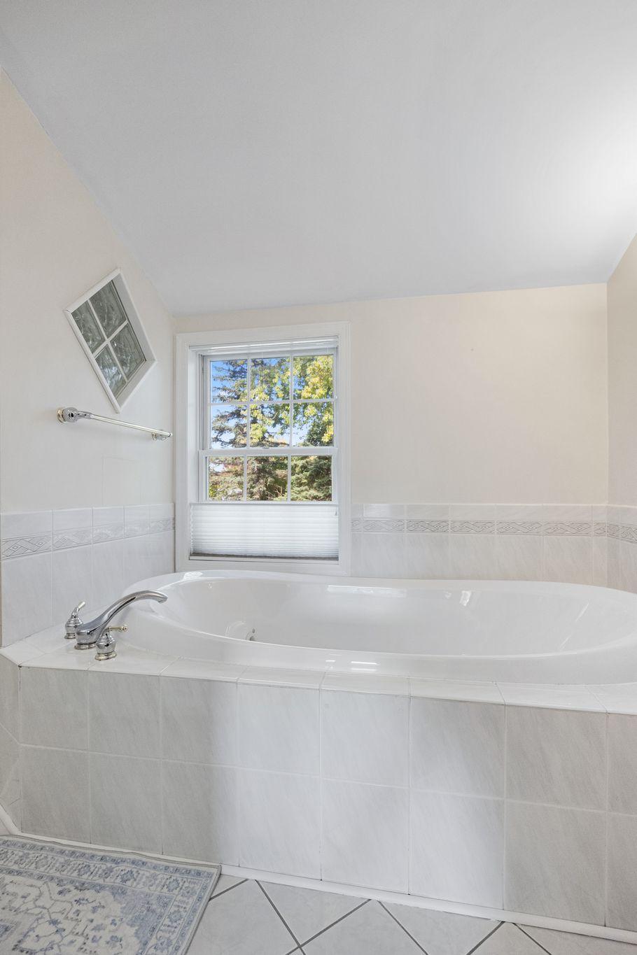 4812 Valley View Road Property Photo 27