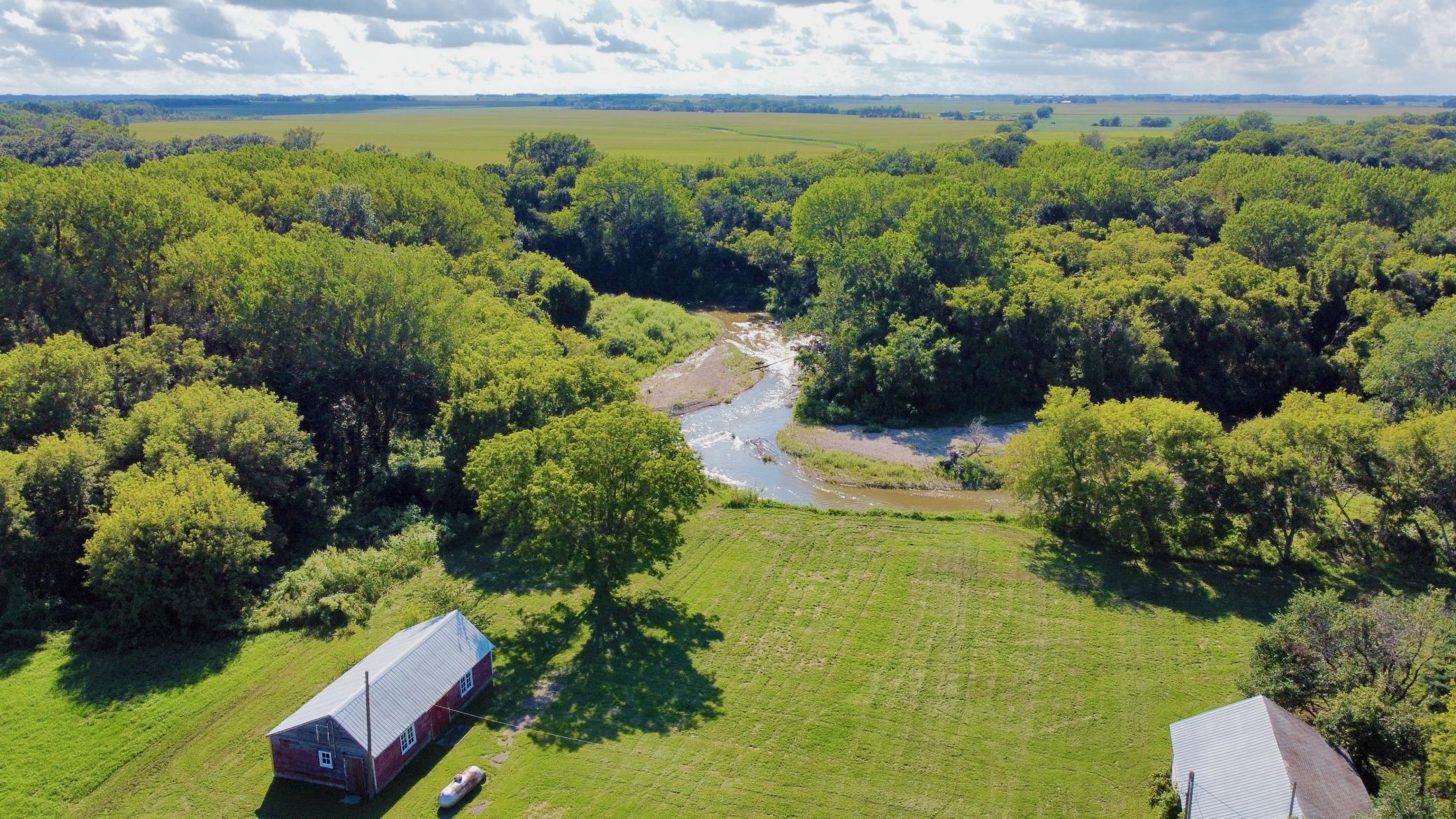2555 River Road Property Photo 3