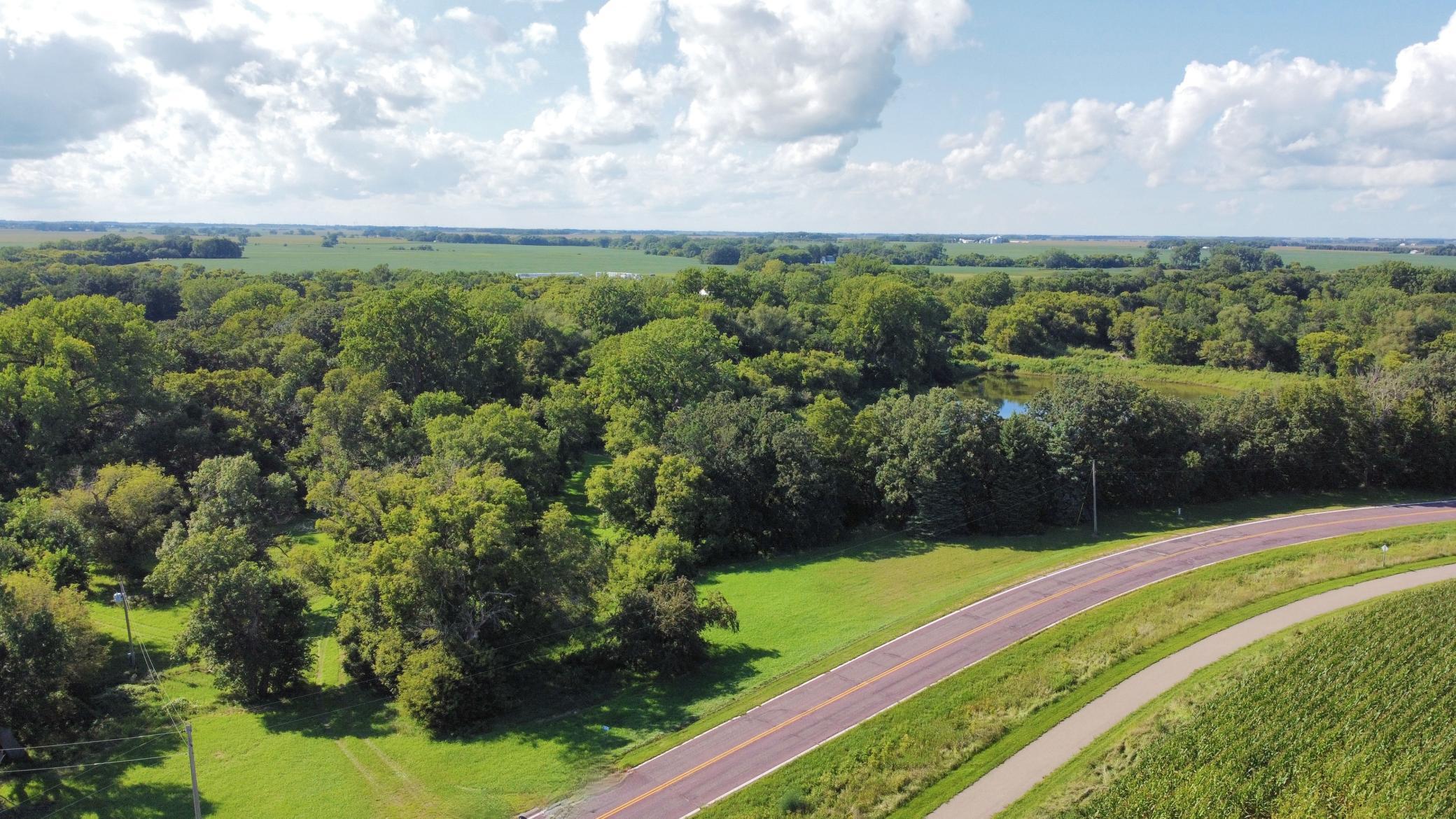 2555 River Road Property Photo 6