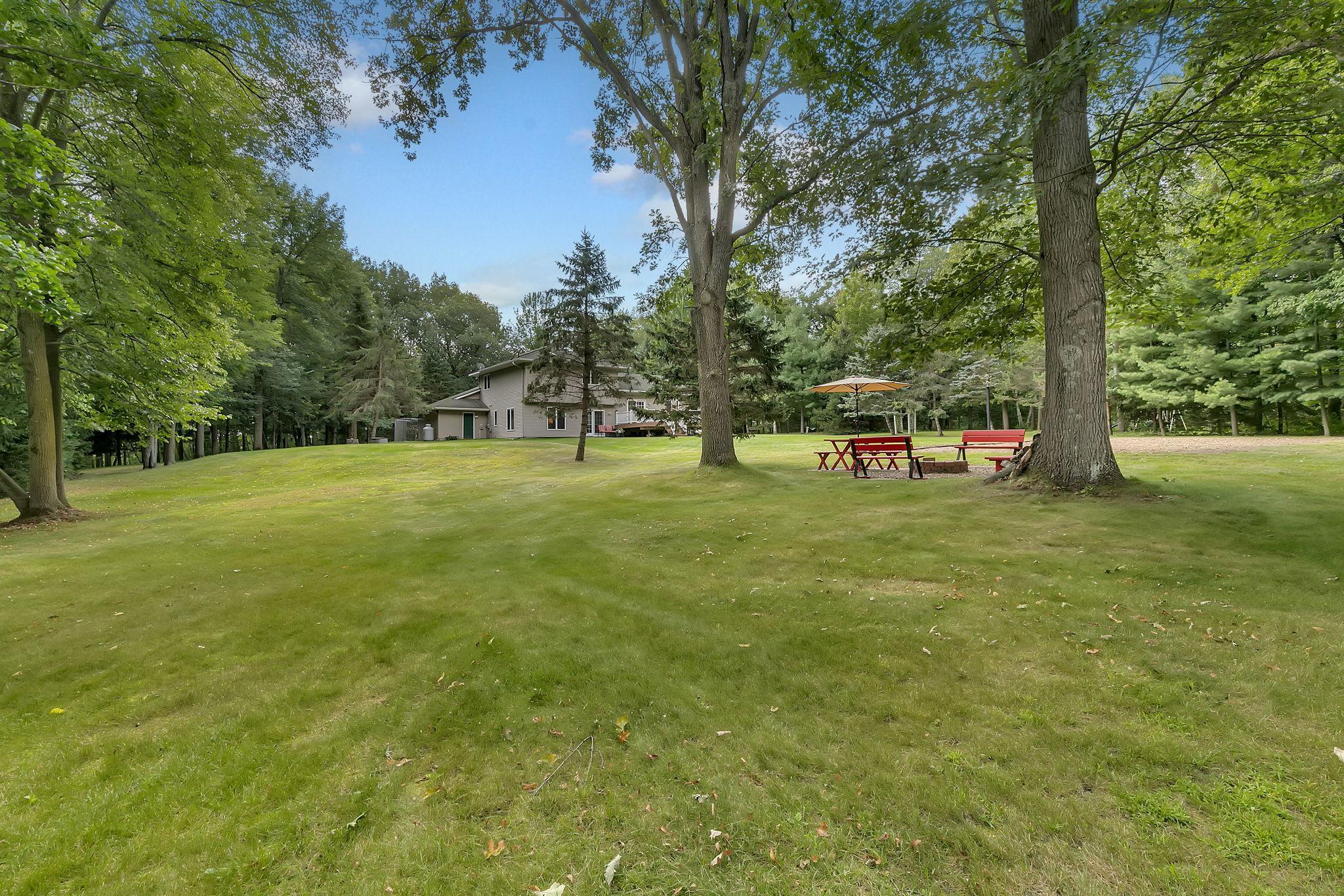 8298 190th Street Property Photo 4