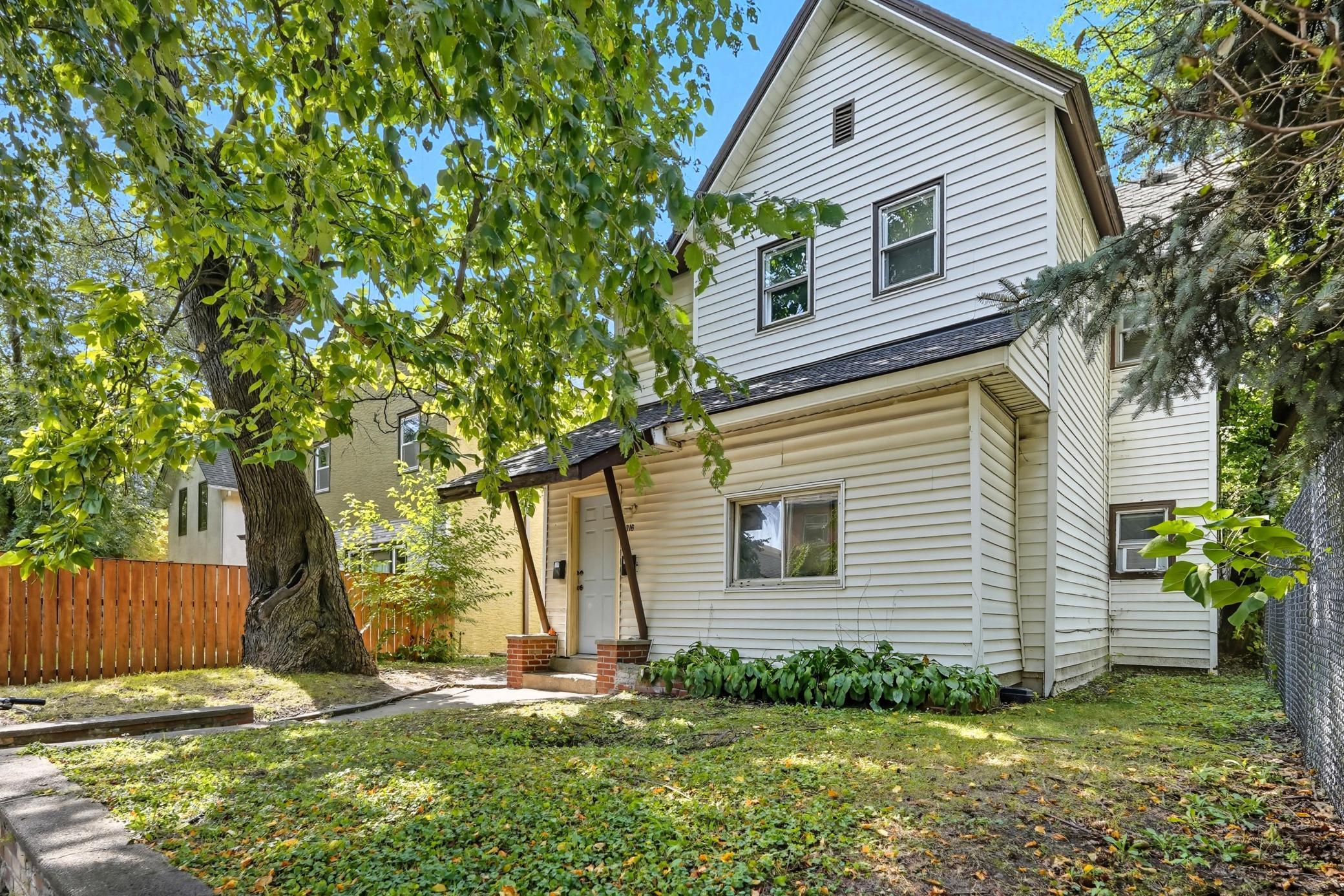 1716 5th Street Property Photo 1