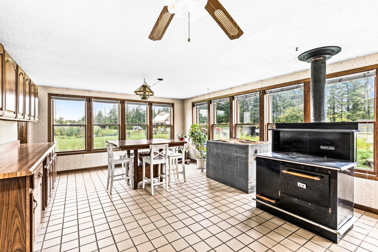 3723 Birchwood Road Property Photo 10