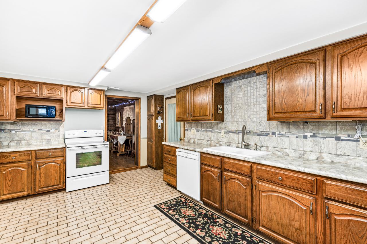 3723 Birchwood Road Property Photo 27