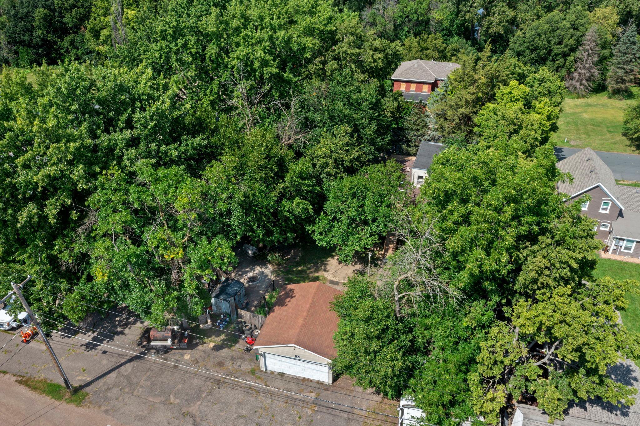 720 Bluff Avenue E Property Photo 8