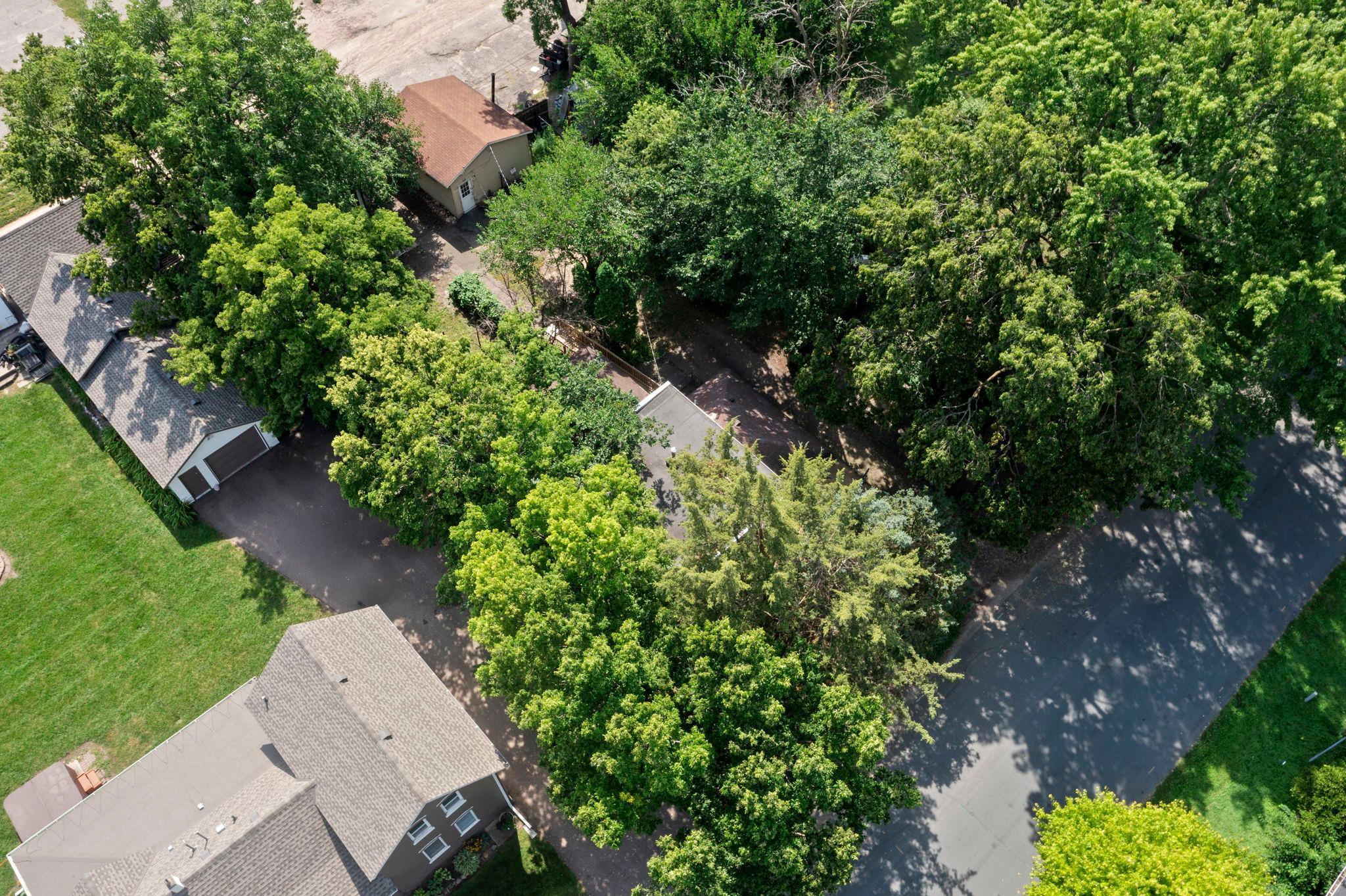 720 Bluff Avenue E Property Photo 22