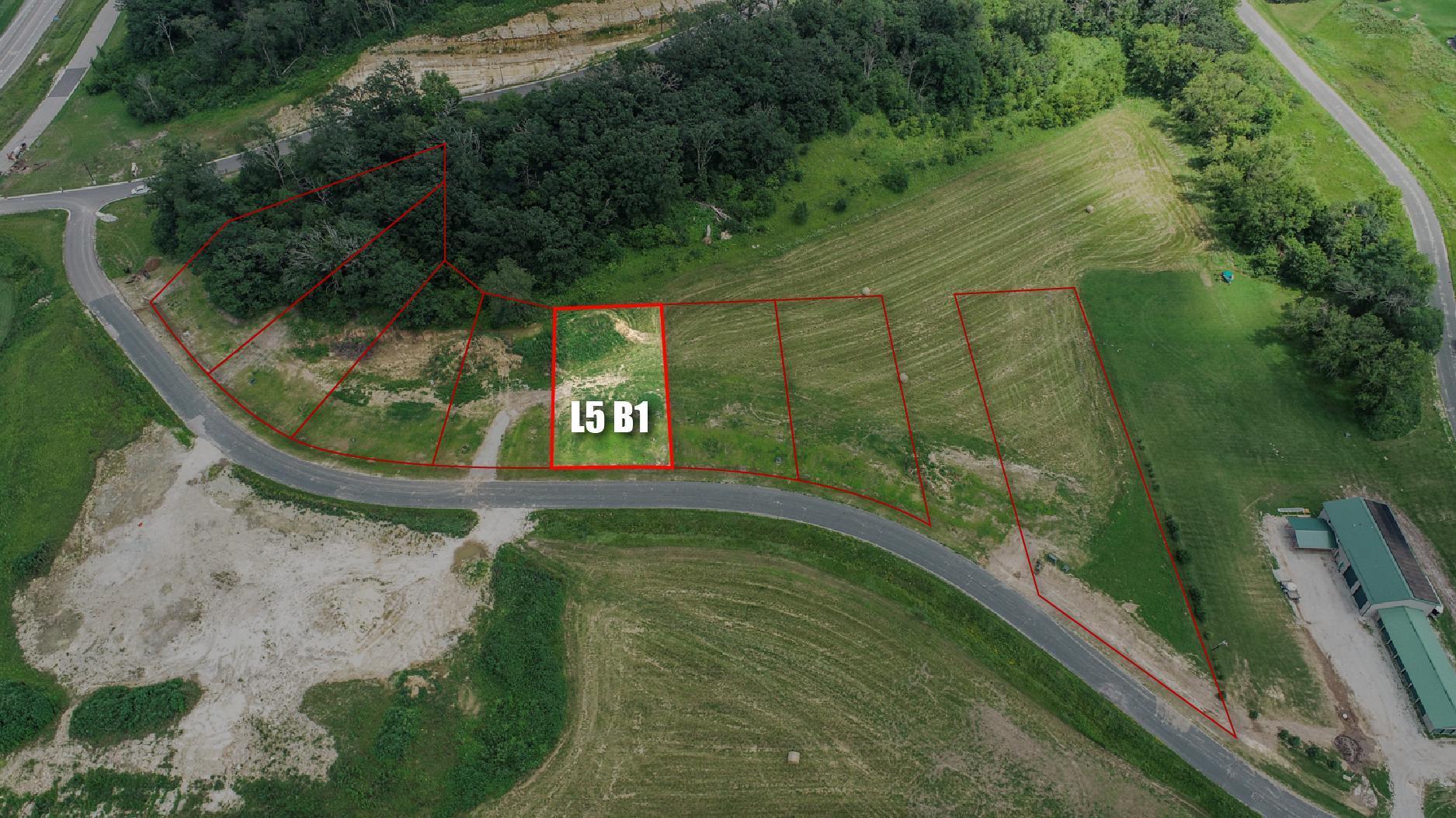 1018 Golfview Drive Property Photo 1