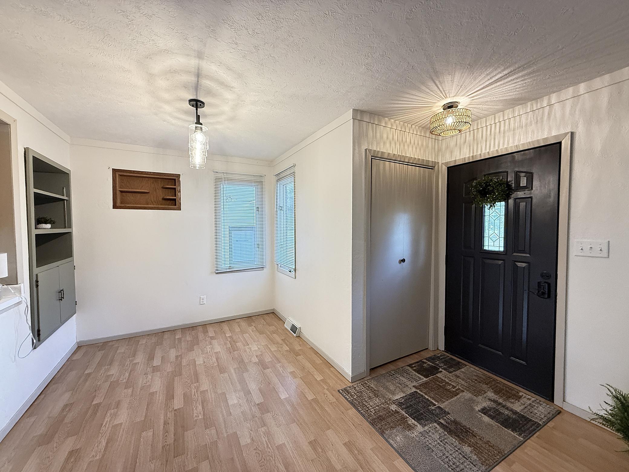421 9th Avenue Property Photo 8