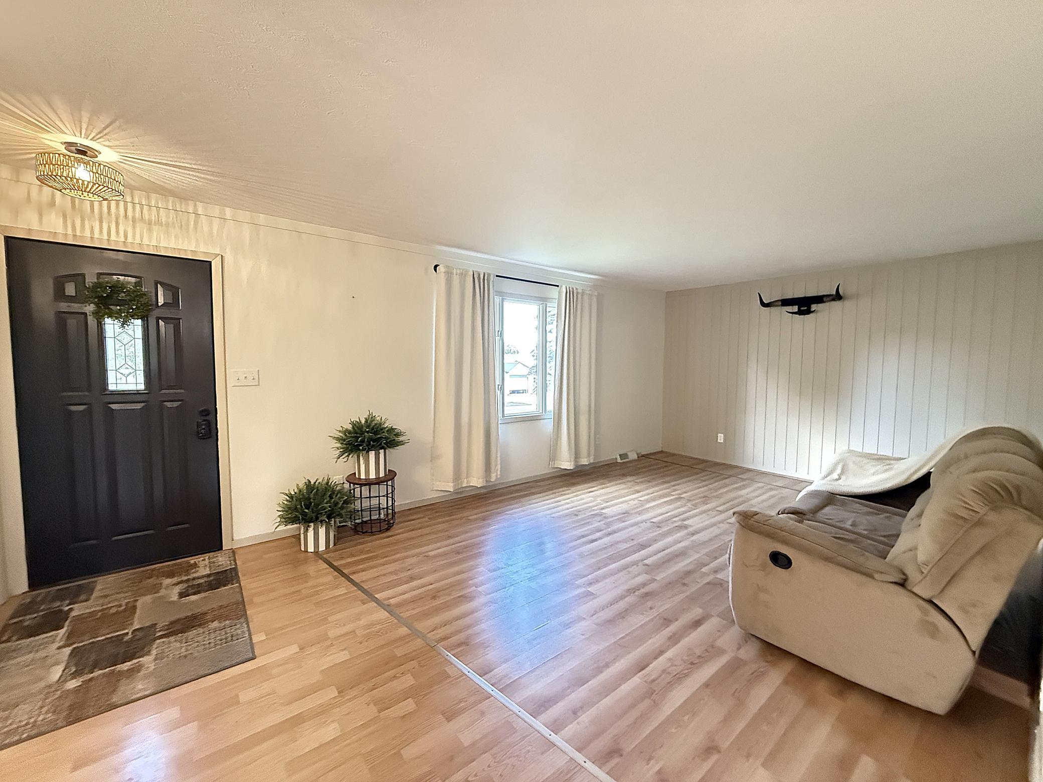 421 9th Avenue Property Photo 11