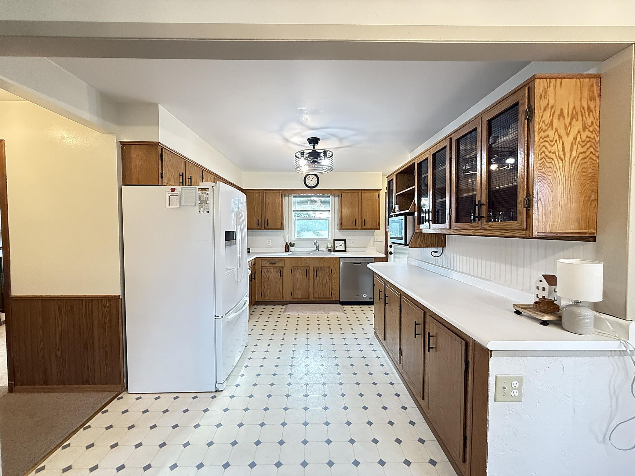 421 9th Avenue Property Photo 14
