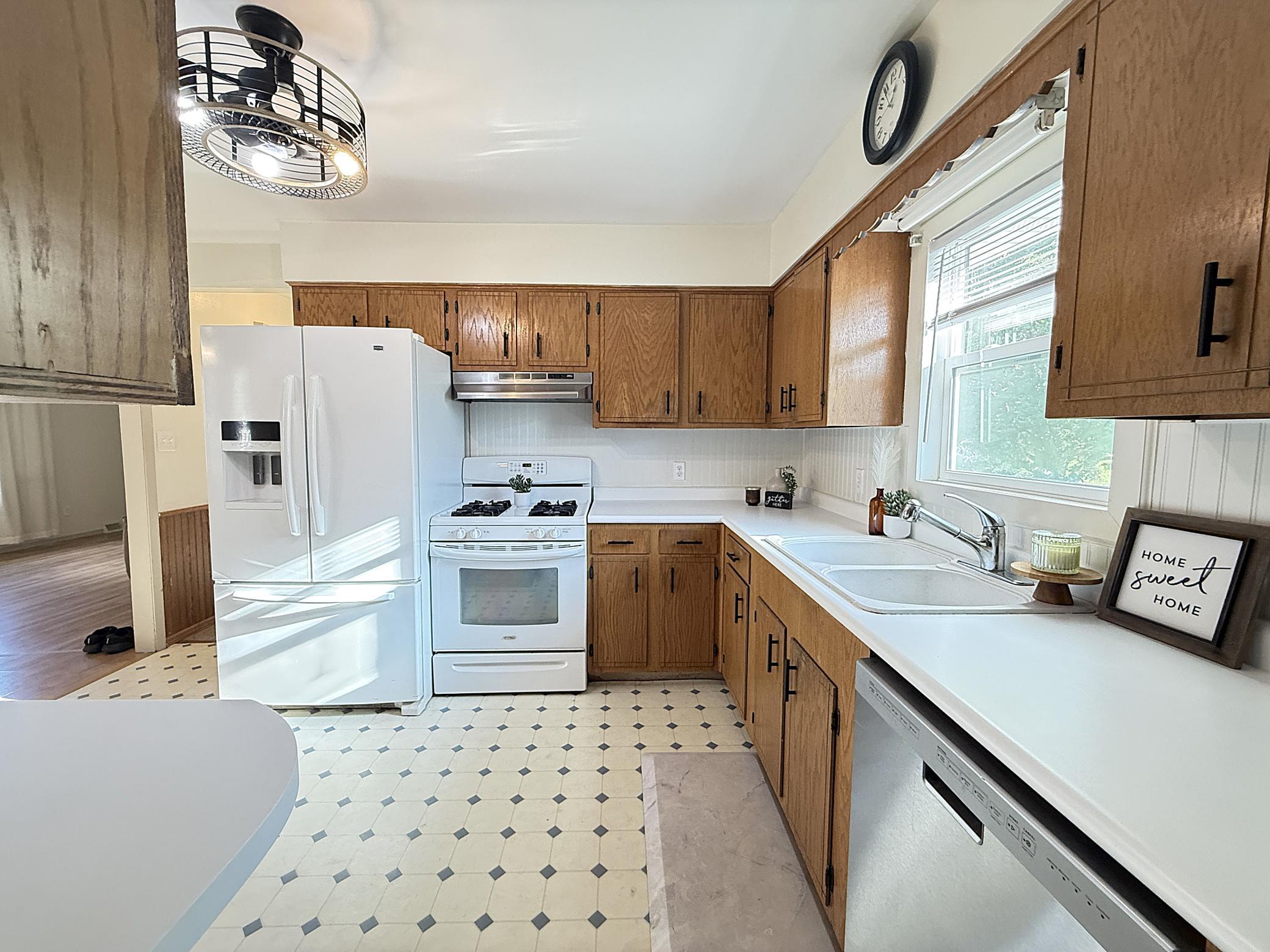 421 9th Avenue Property Photo 16