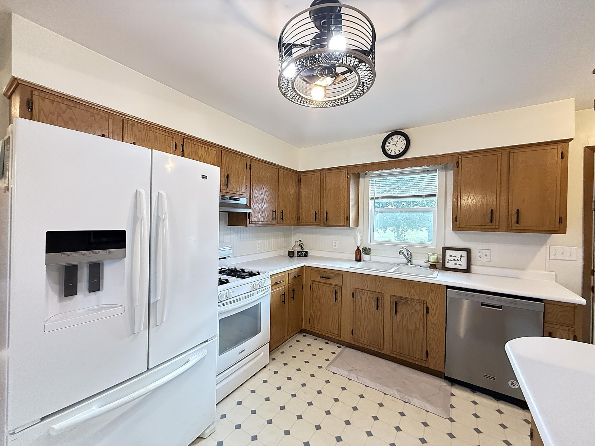 421 9th Avenue Property Photo 18