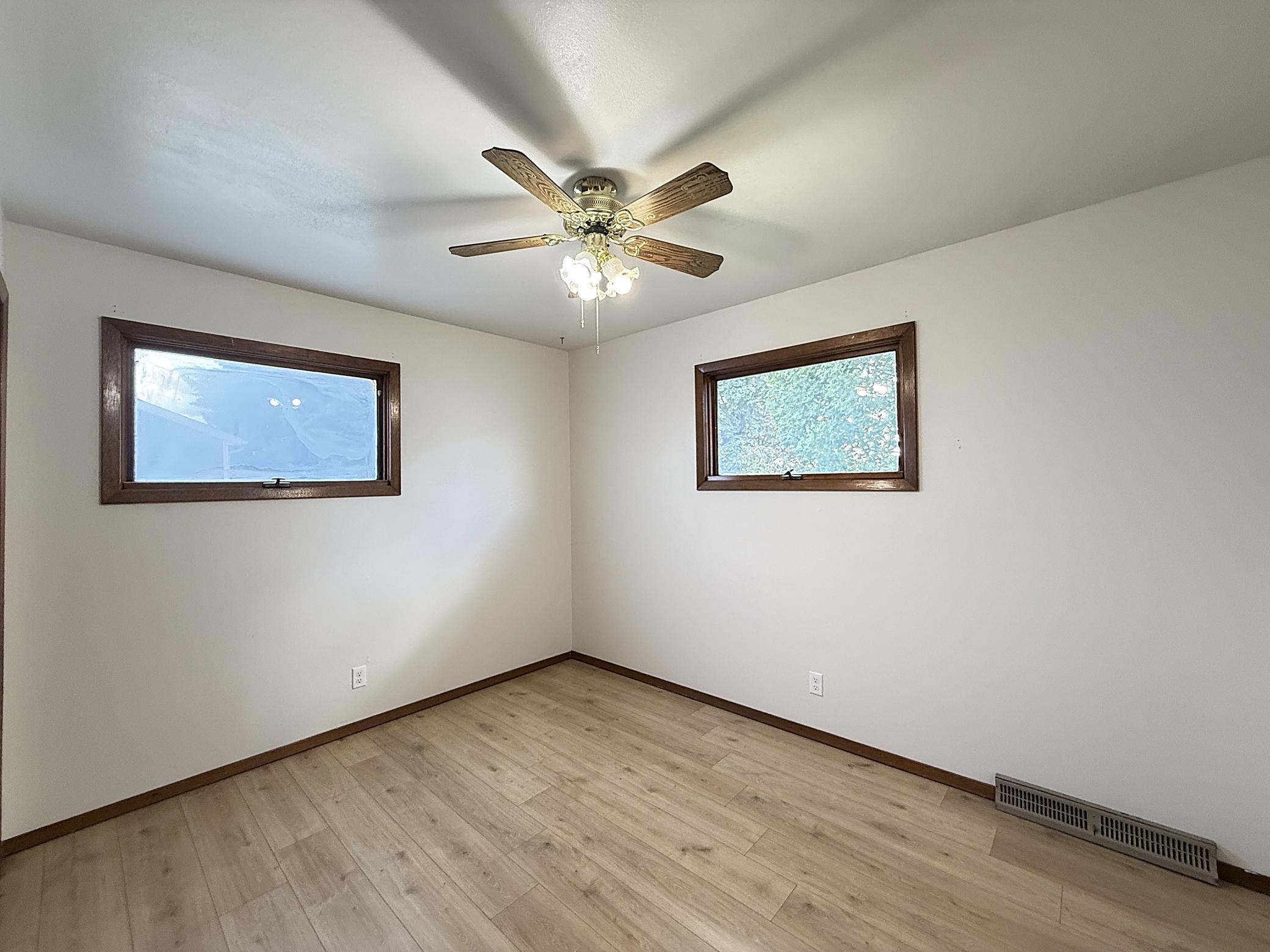 421 9th Avenue Property Photo 23
