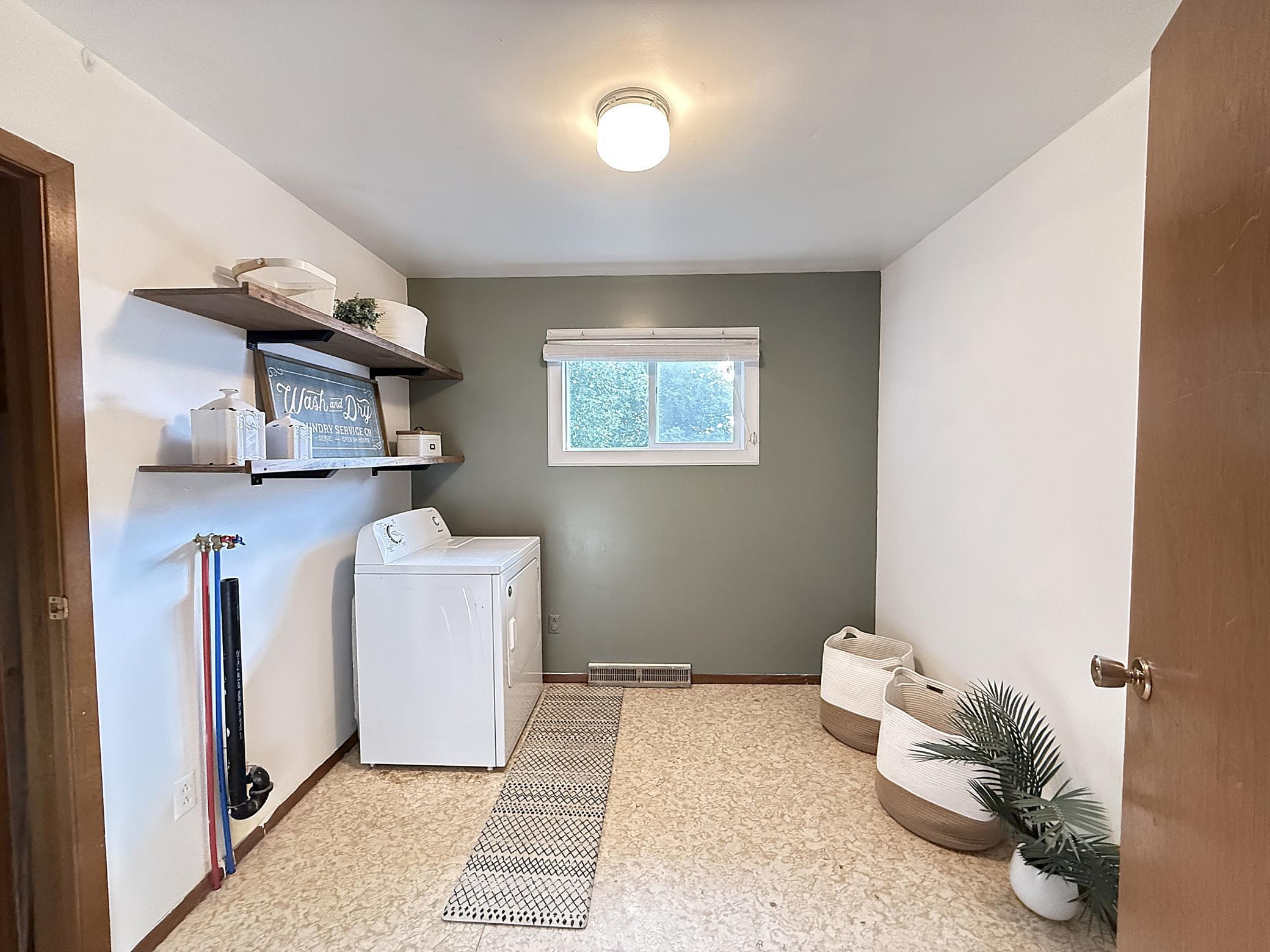 421 9th Avenue Property Photo 27