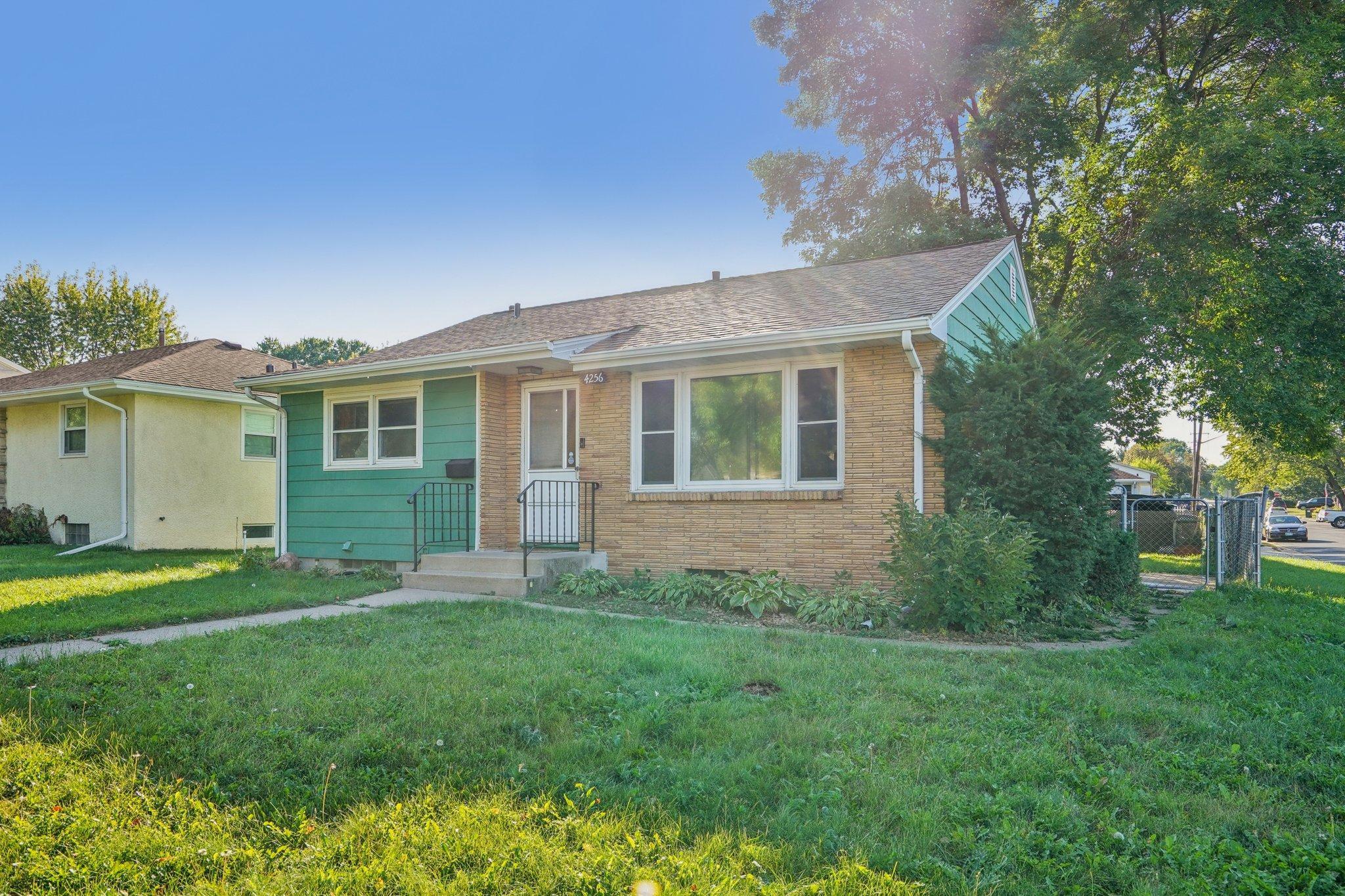 4256 Jackson Street Property Photo 1