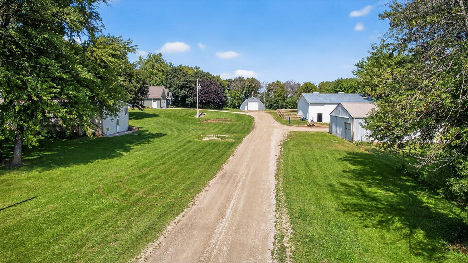 50424 305th Street Property Photo 1