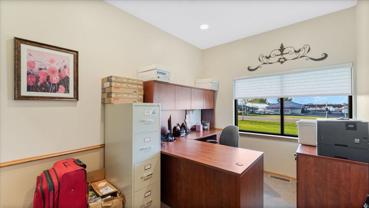 2320 Highway 12 E 2 Property Photo 13