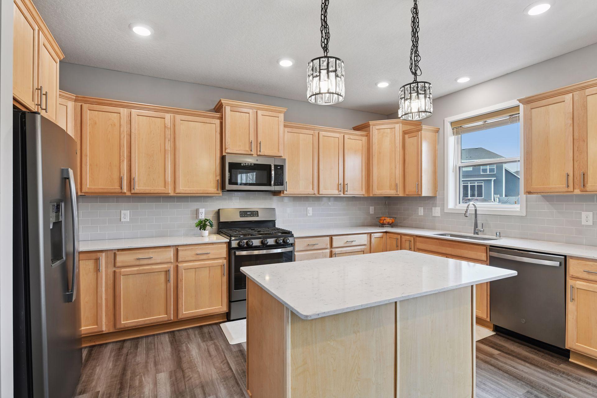 1250 Maple Lane Property Photo 9