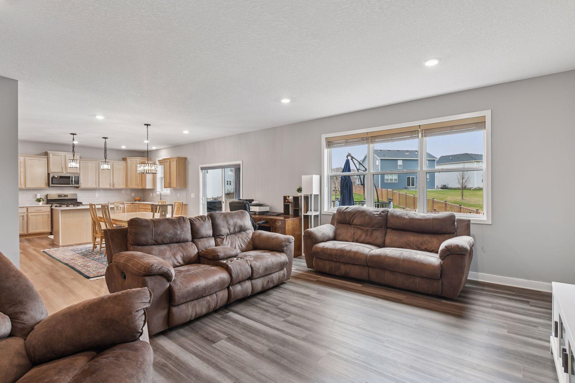 1250 Maple Lane Property Photo 18