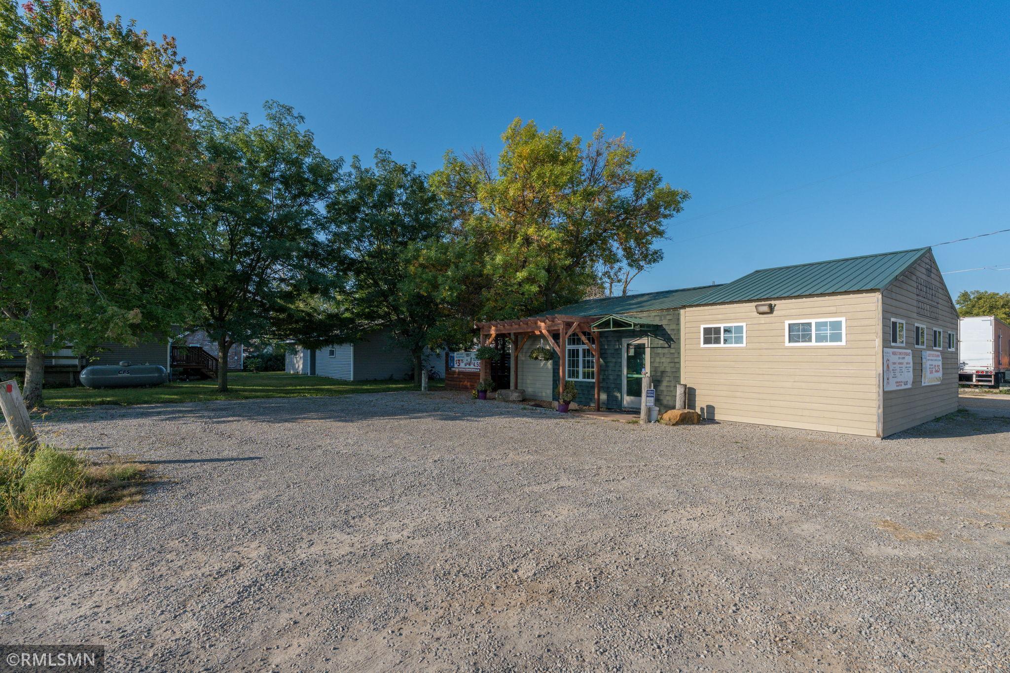 204 1st Avenue Property Photo 4