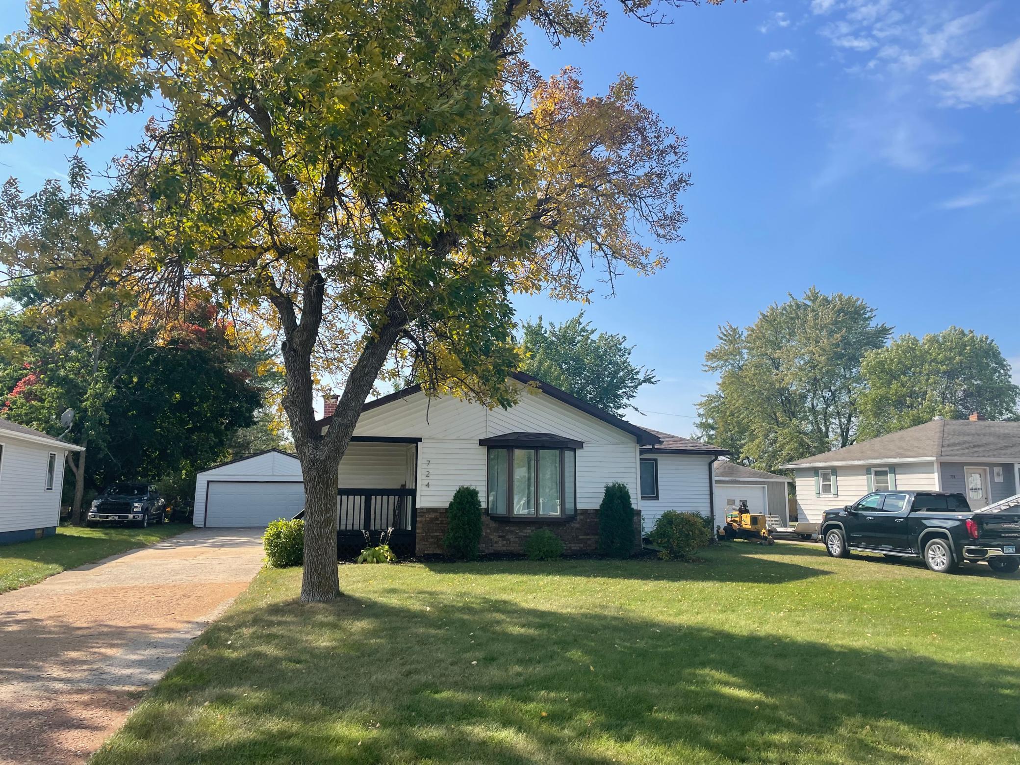 724 Richwood Road Property Photo 1