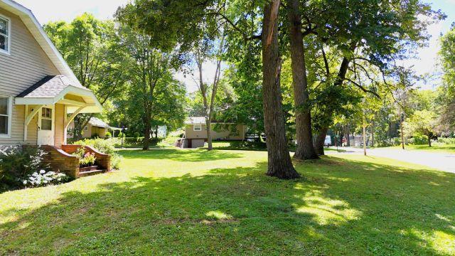 202 2nd Avenue N Property Photo 5