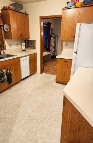 202 2nd Avenue N Property Photo 14