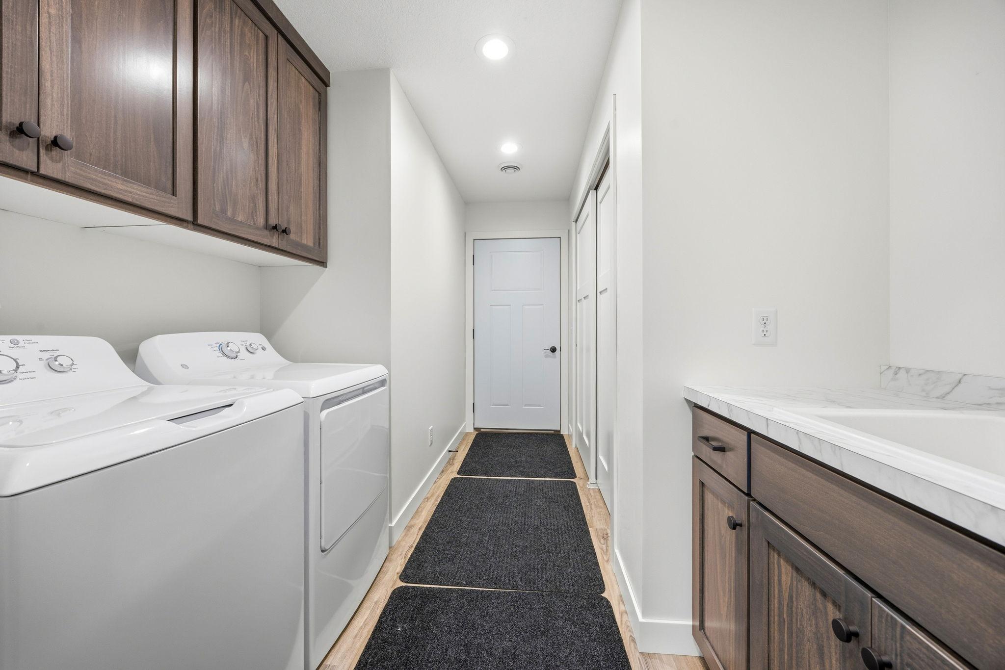 254 Eau Claire Avenue Se Property Photo 15