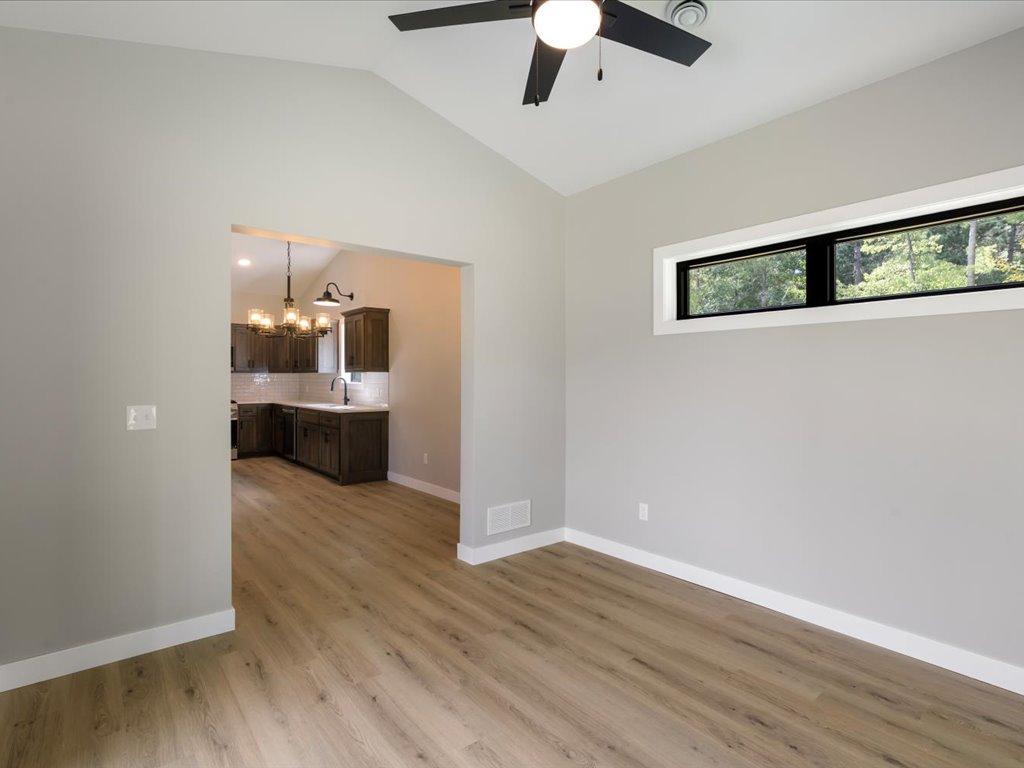 5390 Pine Haven Place Property Photo 9